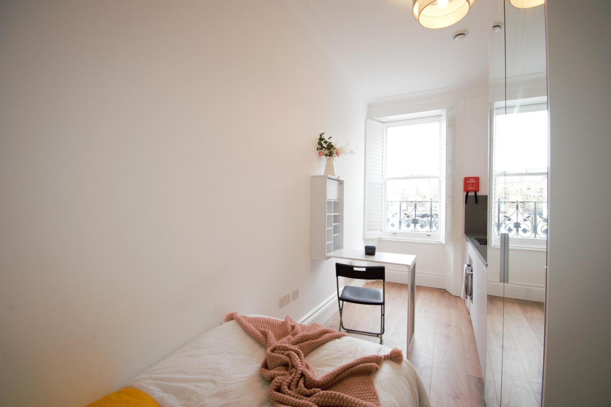 Apartment Kensington London