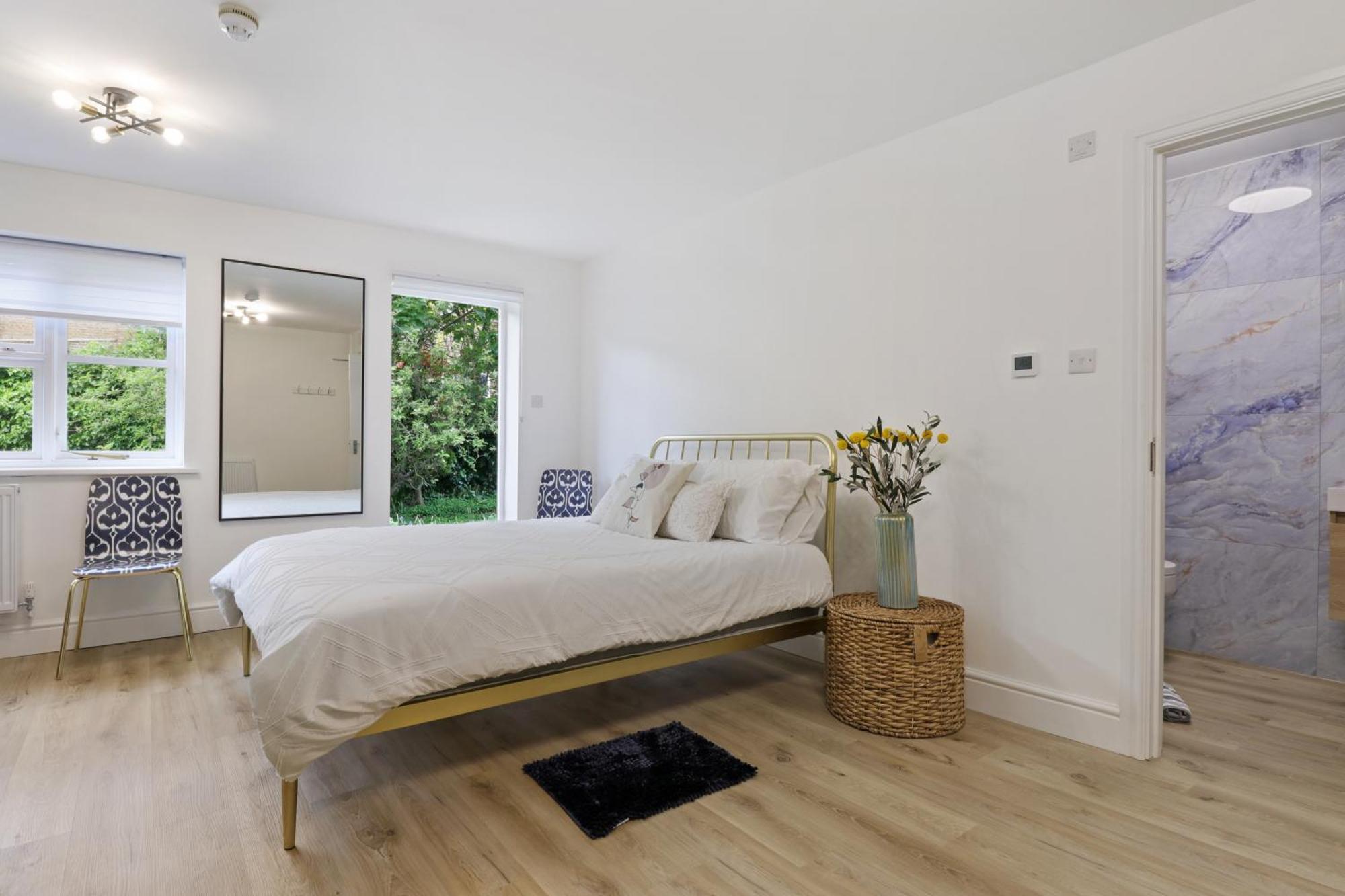 Finsbury Park Hotel
