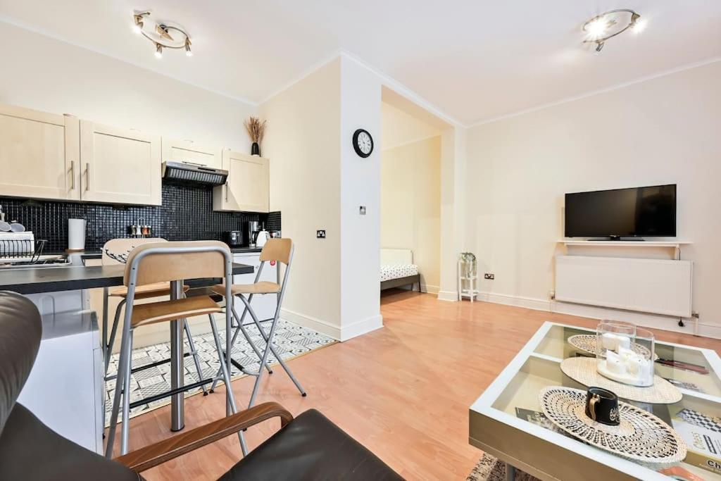 The Perfect Queensway London