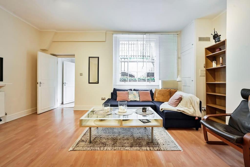 The Perfect Queensway *