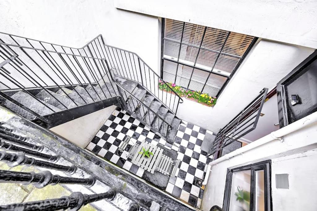 The Perfect Queensway * London