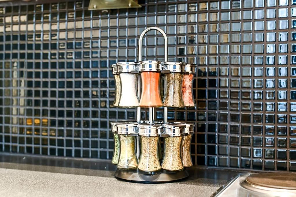 The Perfect Queensway Apartment
