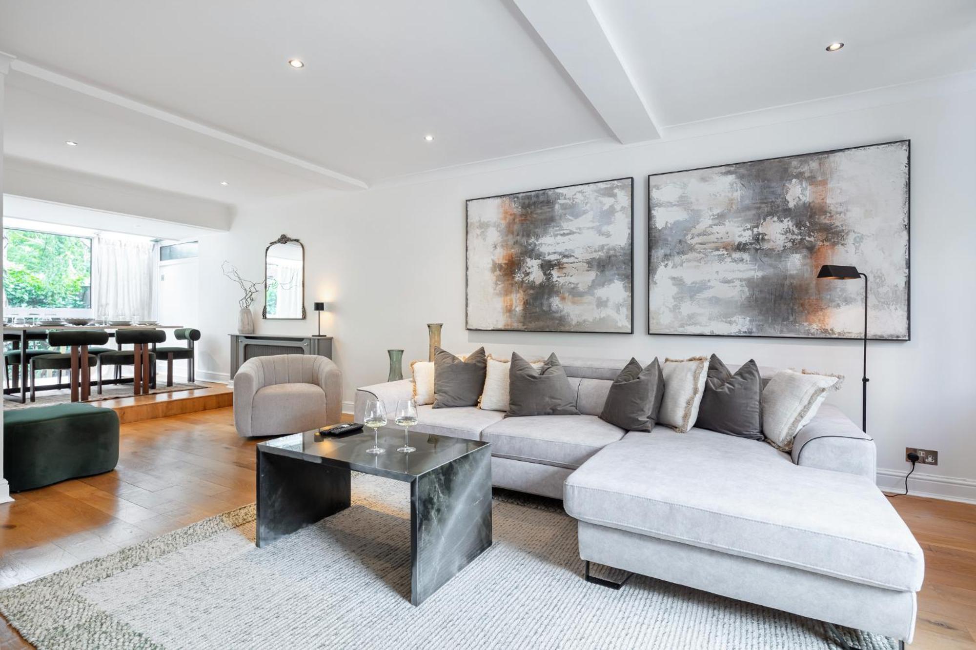 Holiday home Rare 4beds Townhouse In Kensington With Patio London