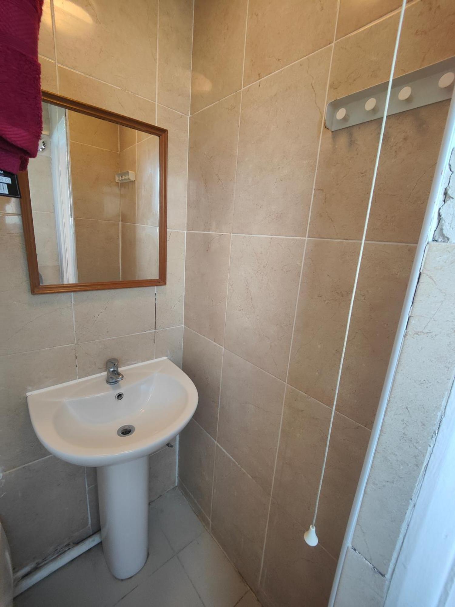 Guest house Elegant King Bed Get Away
