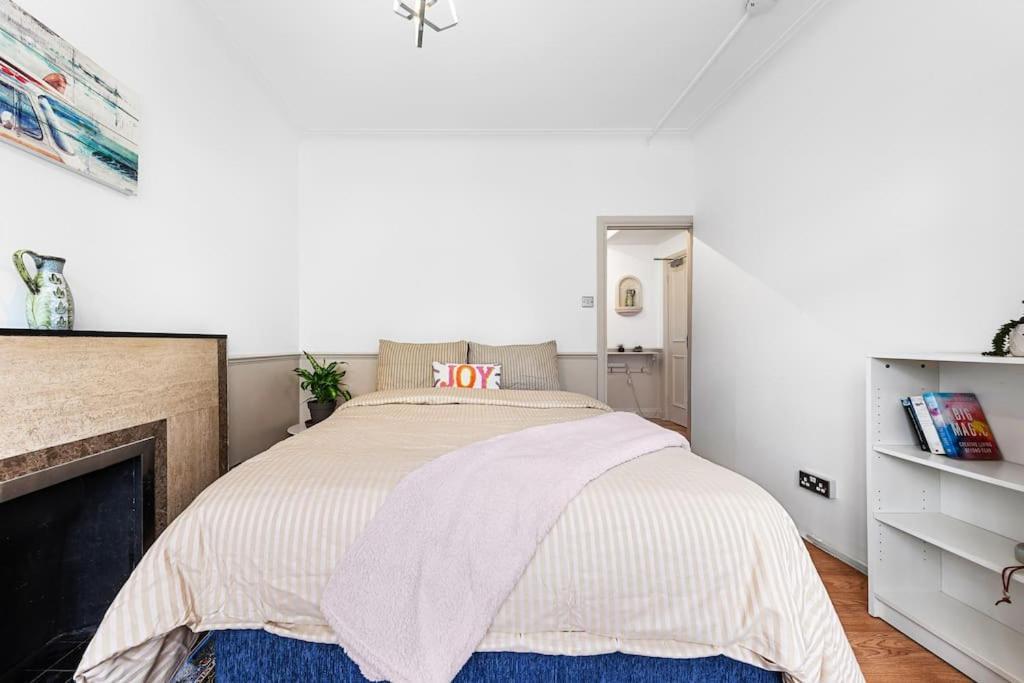 Brand New 3 Bedroom Flat In Appartement *