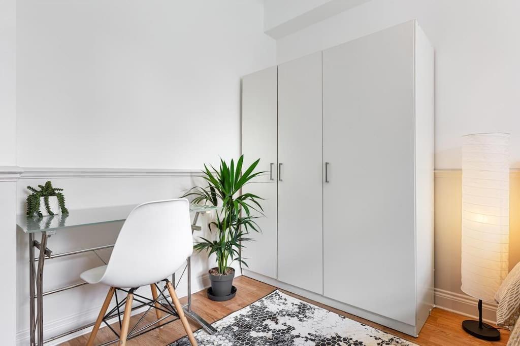 Brand New 3 Bedroom Flat In Appartement *