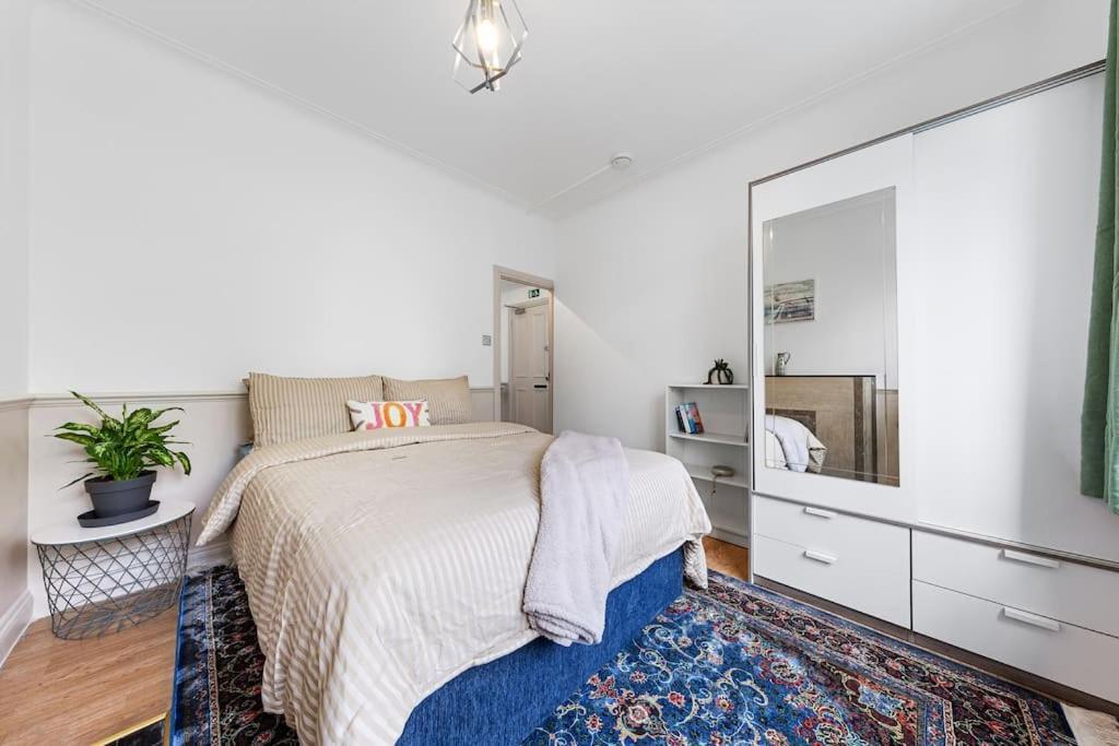 Appartement Brand New 3 Bedroom Flat In