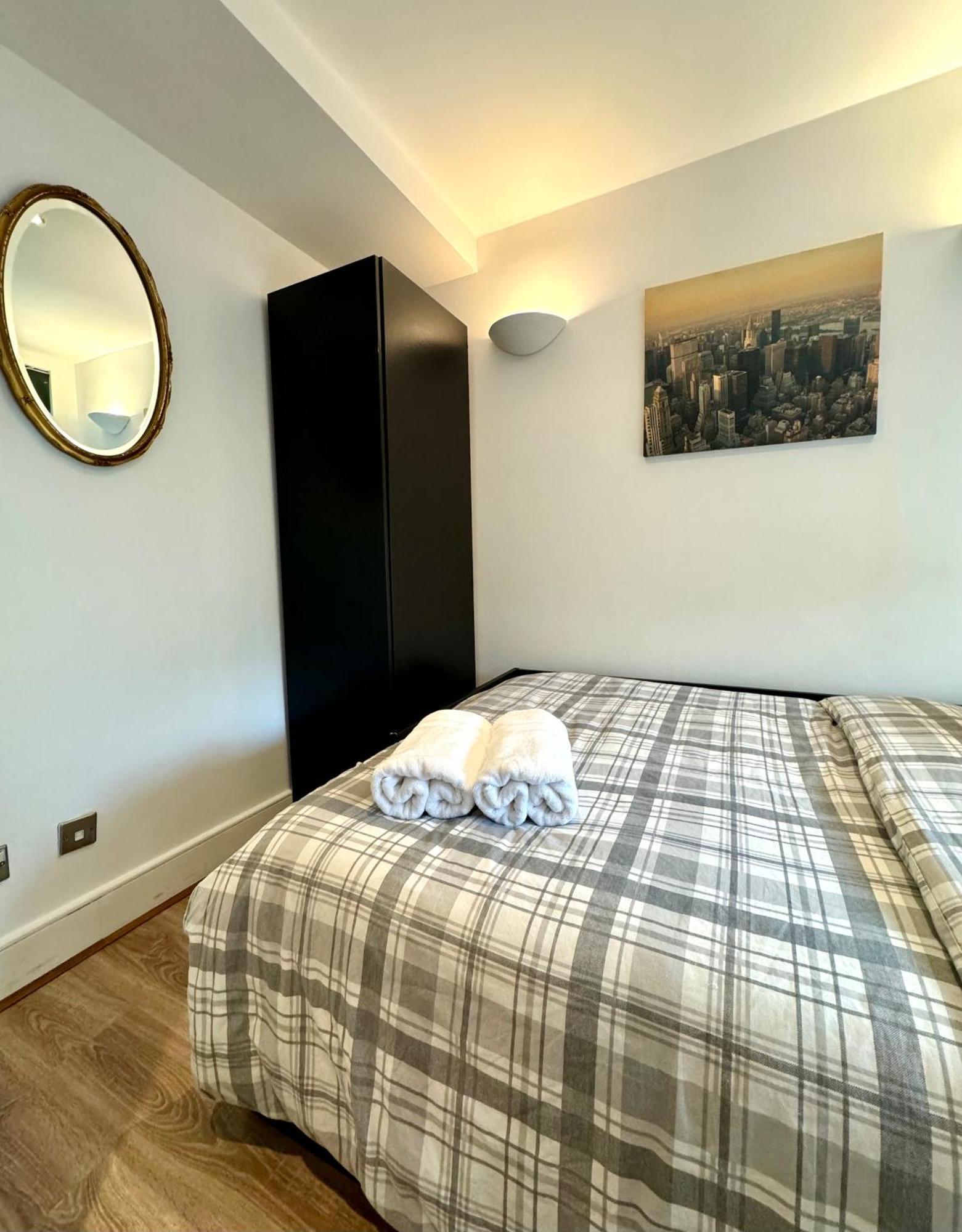 The Crib - 3 Bedroom Central By Wild Appartement Londen