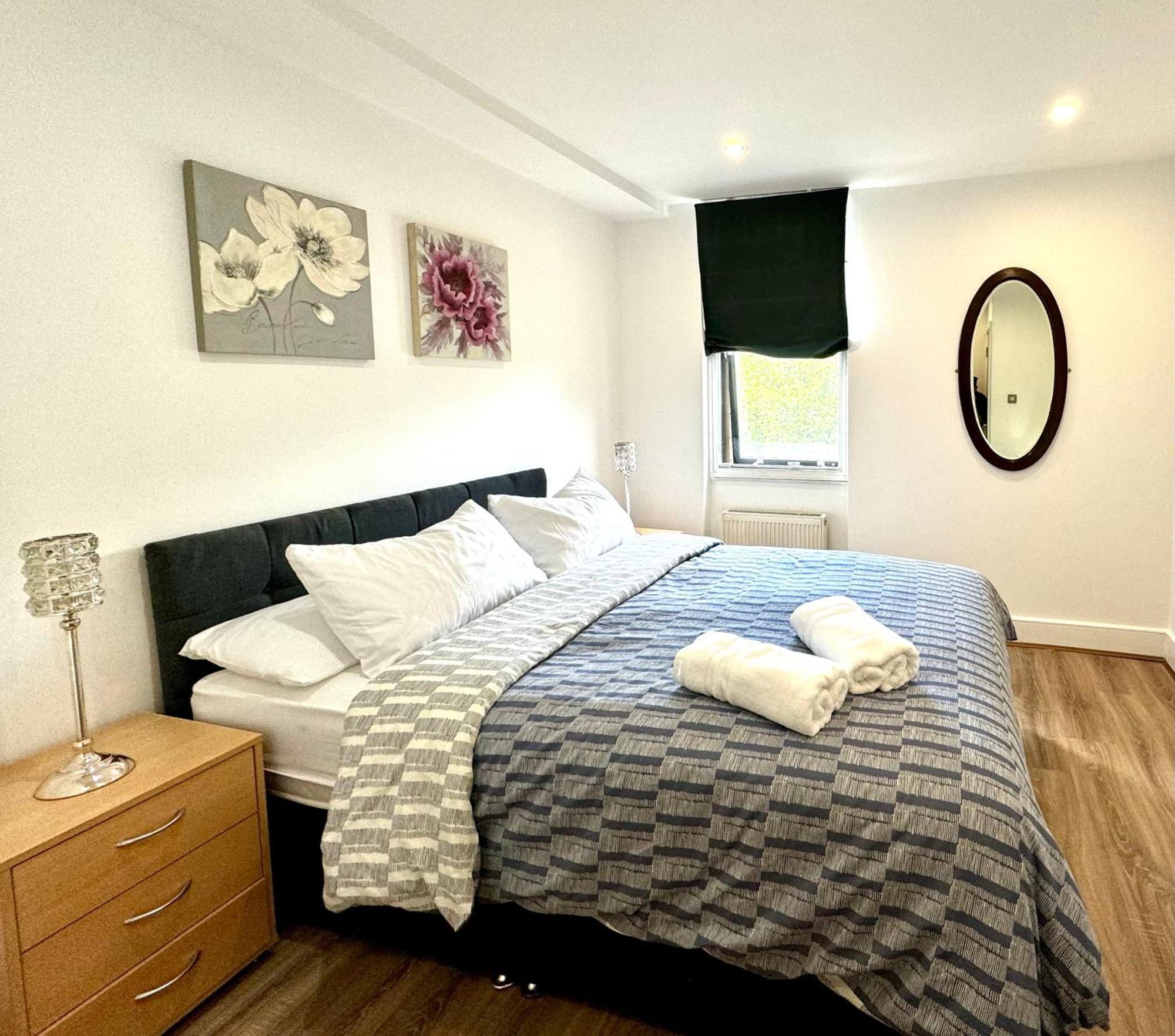 The Crib - 3 Bedroom Central By Wild Appartement Londen