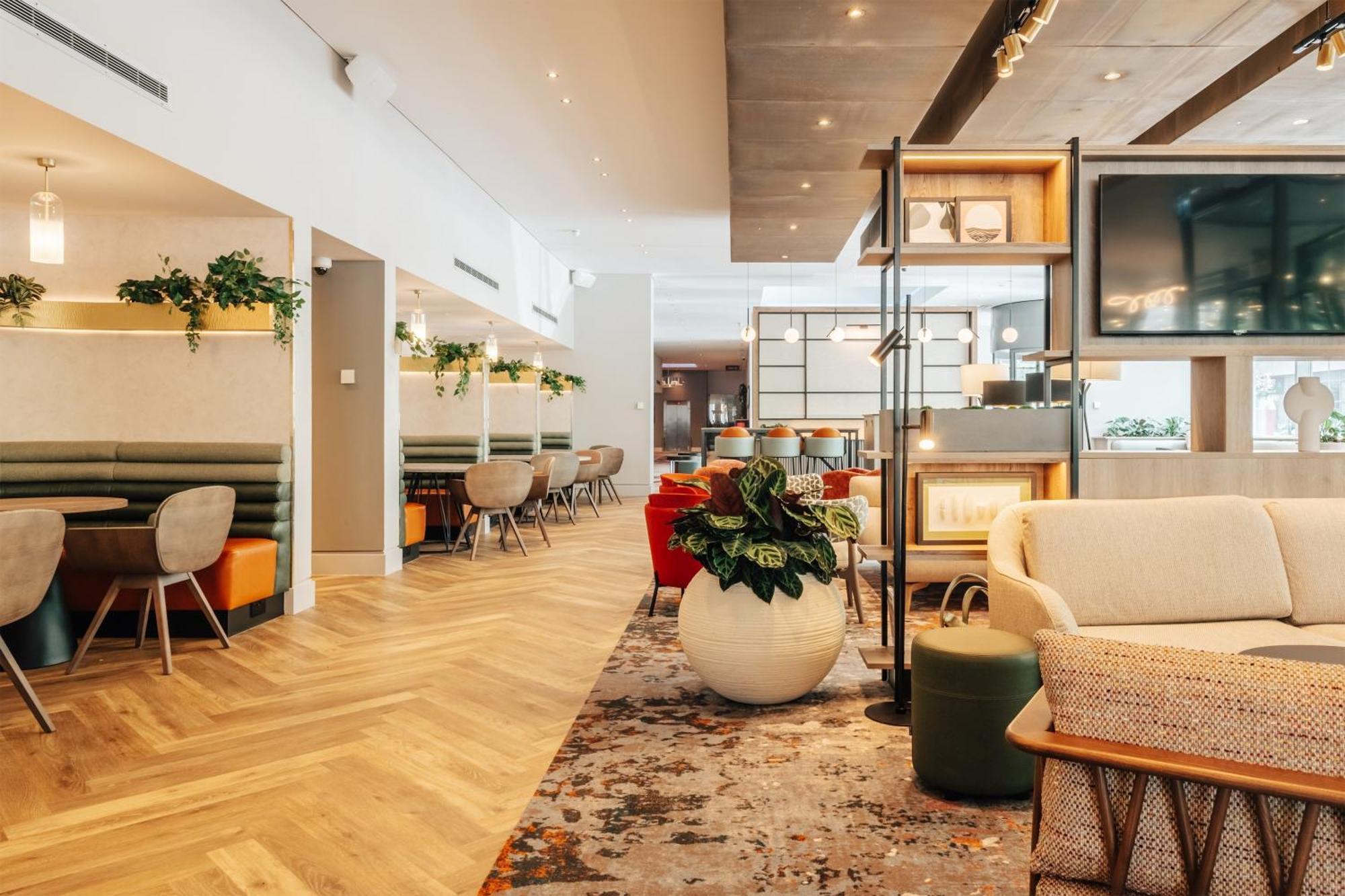 Hotel Crowne Plaza - Docklands By Ihg 4*