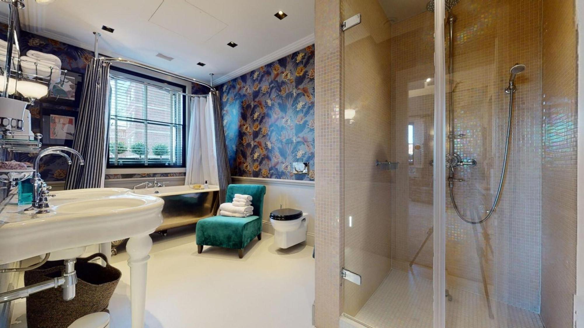 Luxurious - Denyer Street Holiday home *