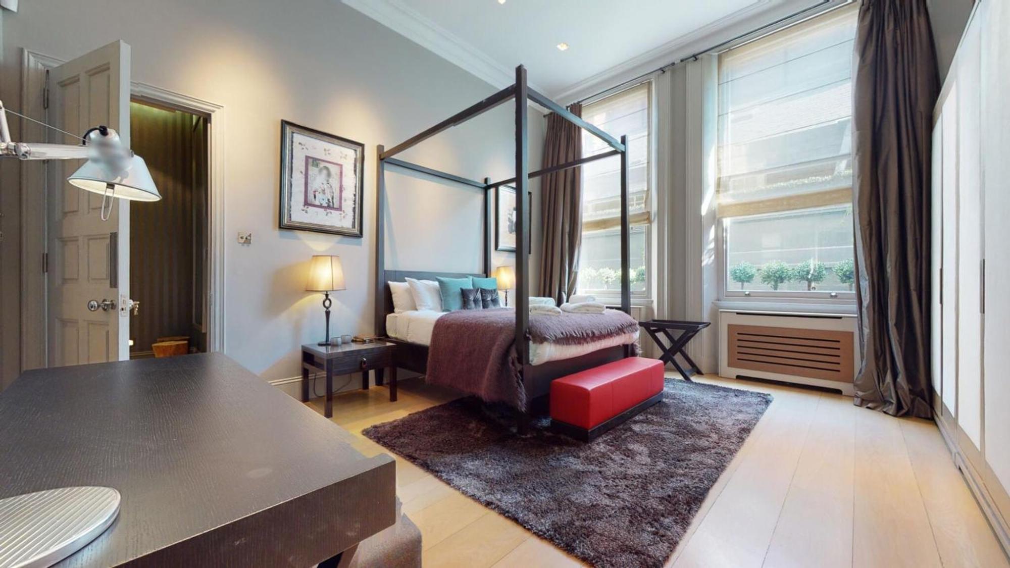Deluxe - Cadogan Square *