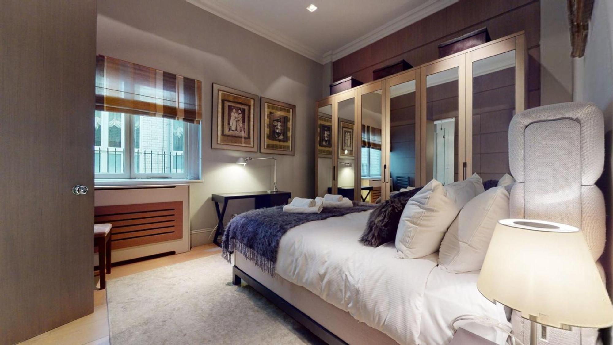 Deluxe - Cadogan Square Apartment
