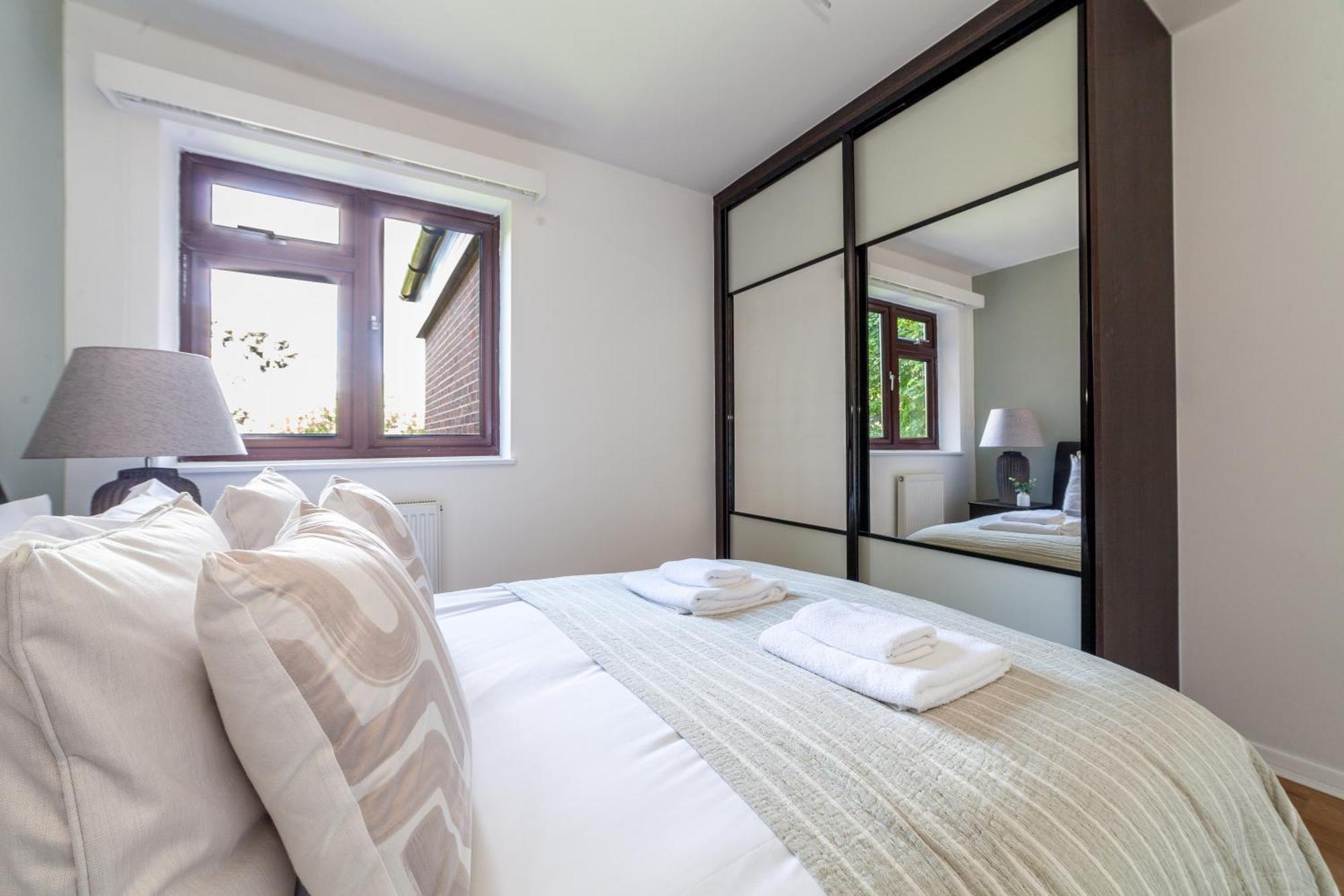 Apartment The Ealing Collection