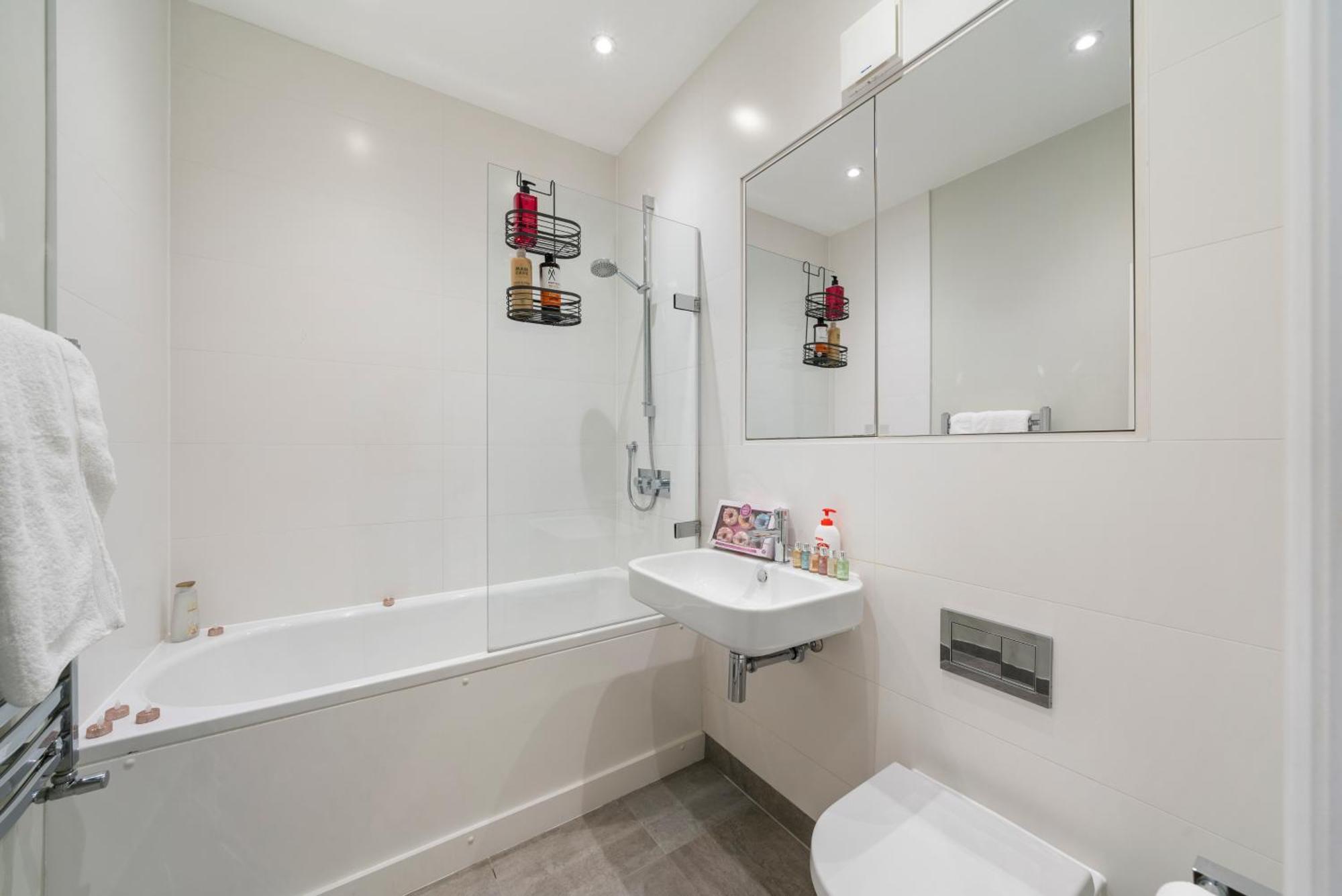Chic 2 Bed Maisonette In Mayfair 32a Apartment *