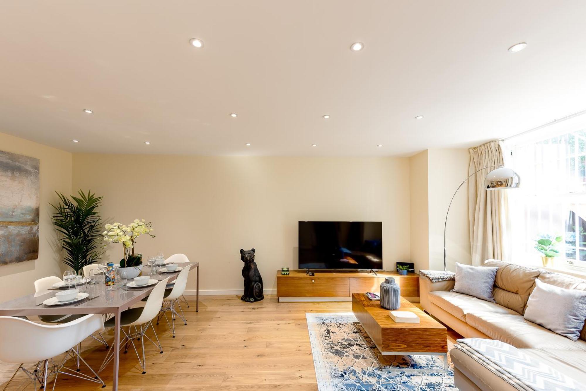 Moments From Hyde Park & Notting Hill With Free Luggage Storage And Washing Machine Apartment *