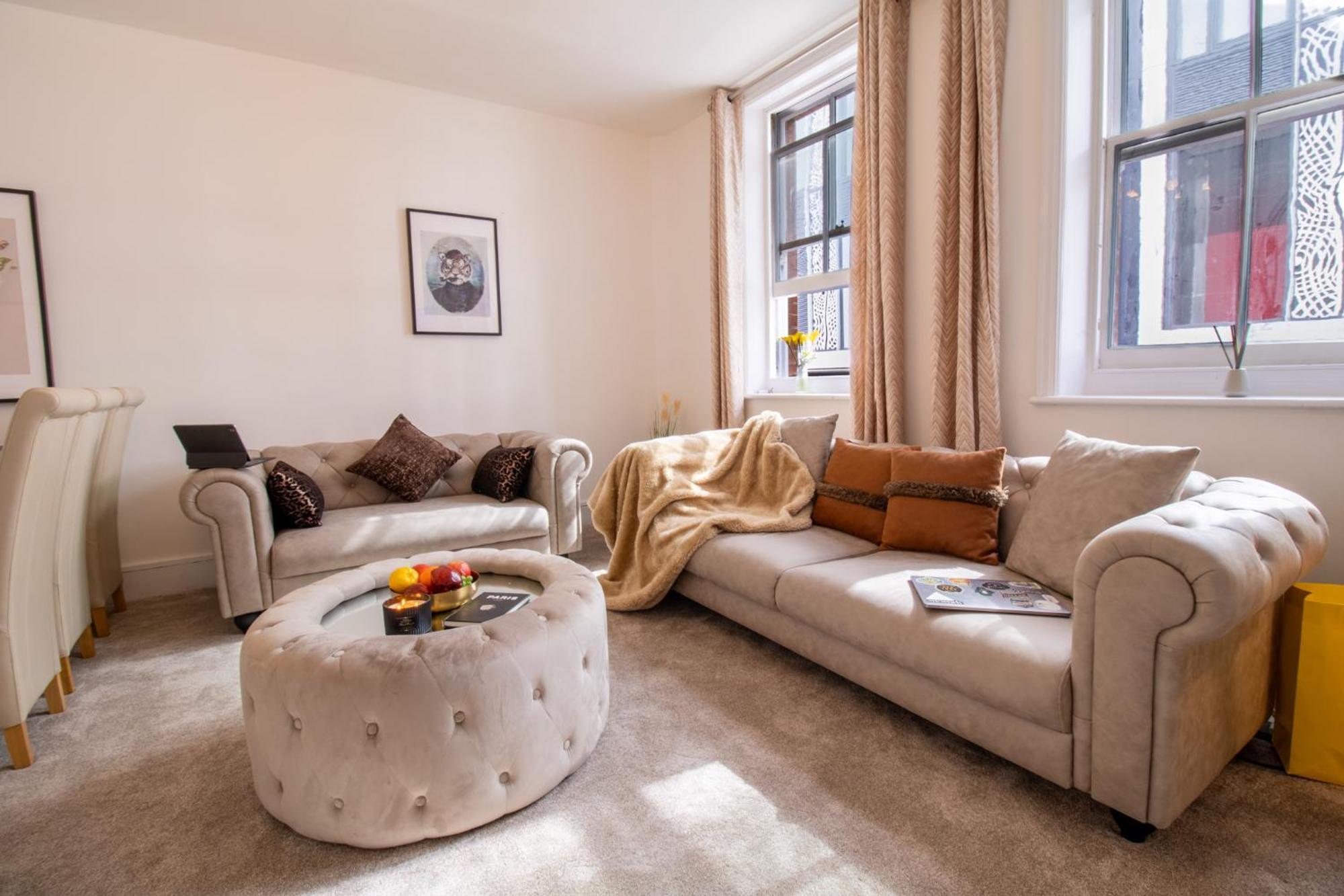 Apartment Mayfair Maisonette Chic Spacious 2-bed - 33a *