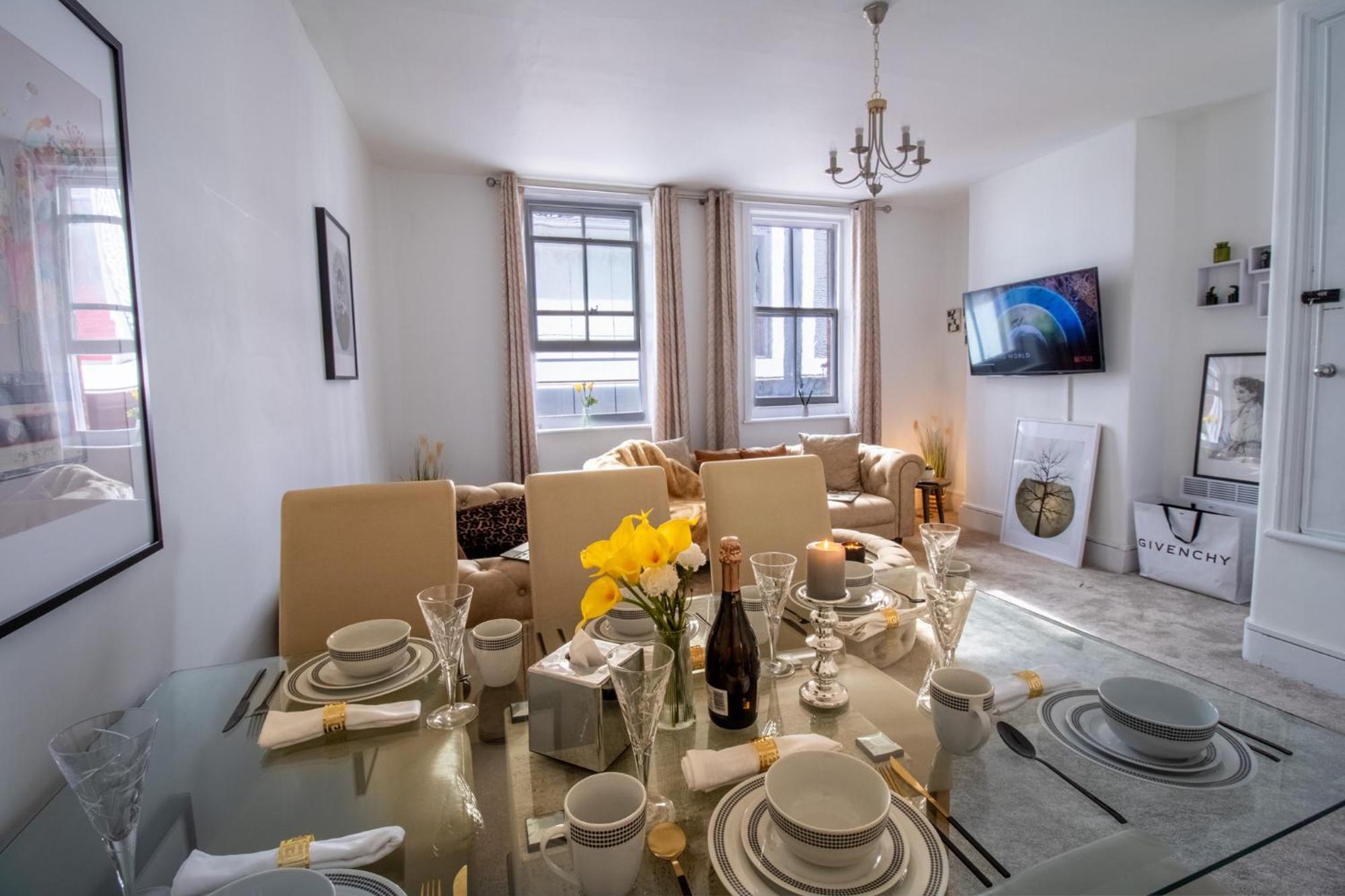 Apartment Mayfair Maisonette Chic Spacious 2-bed - 33a
