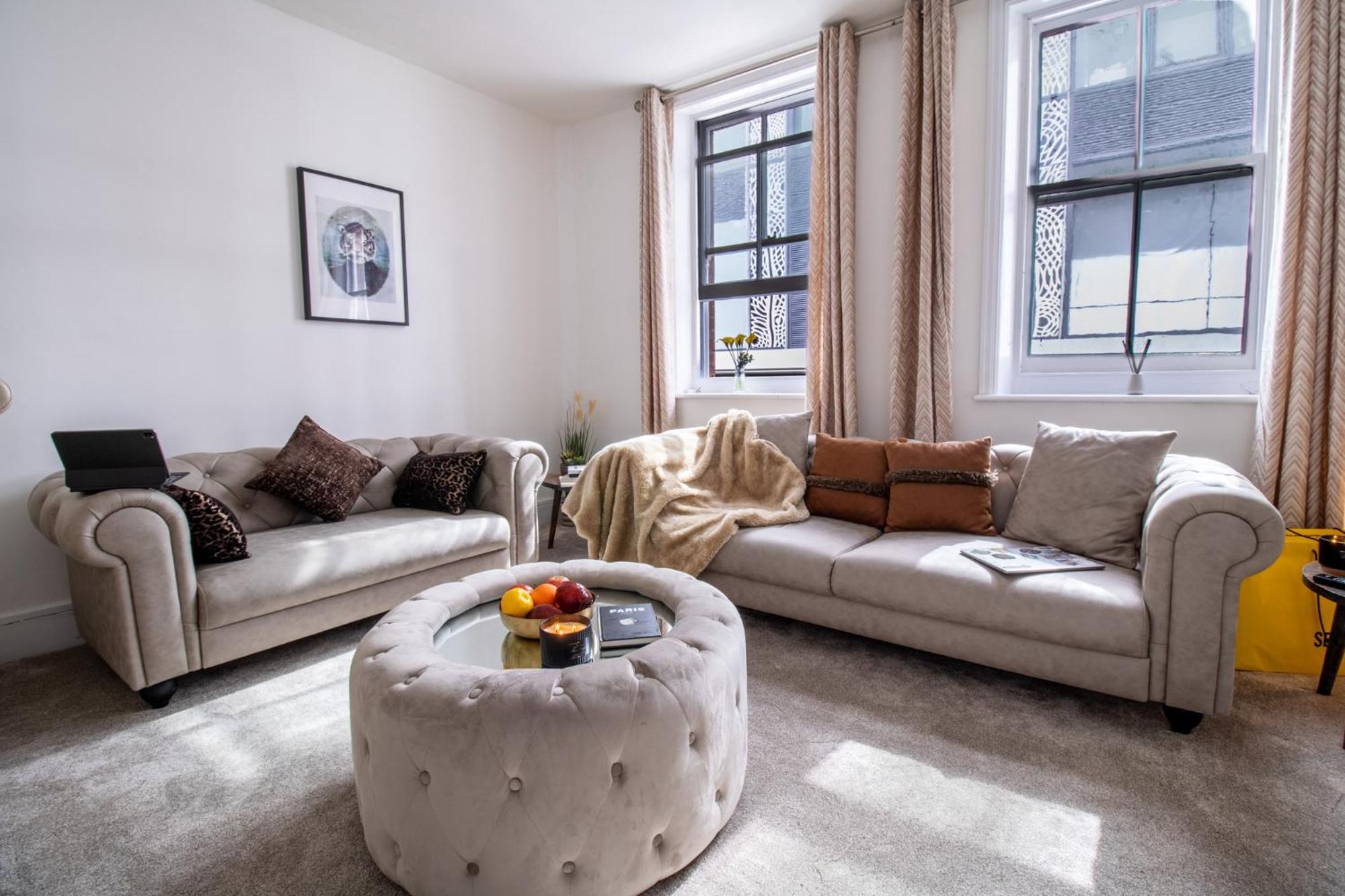 Mayfair Maisonette Chic Spacious 2-bed - 33a Apartment