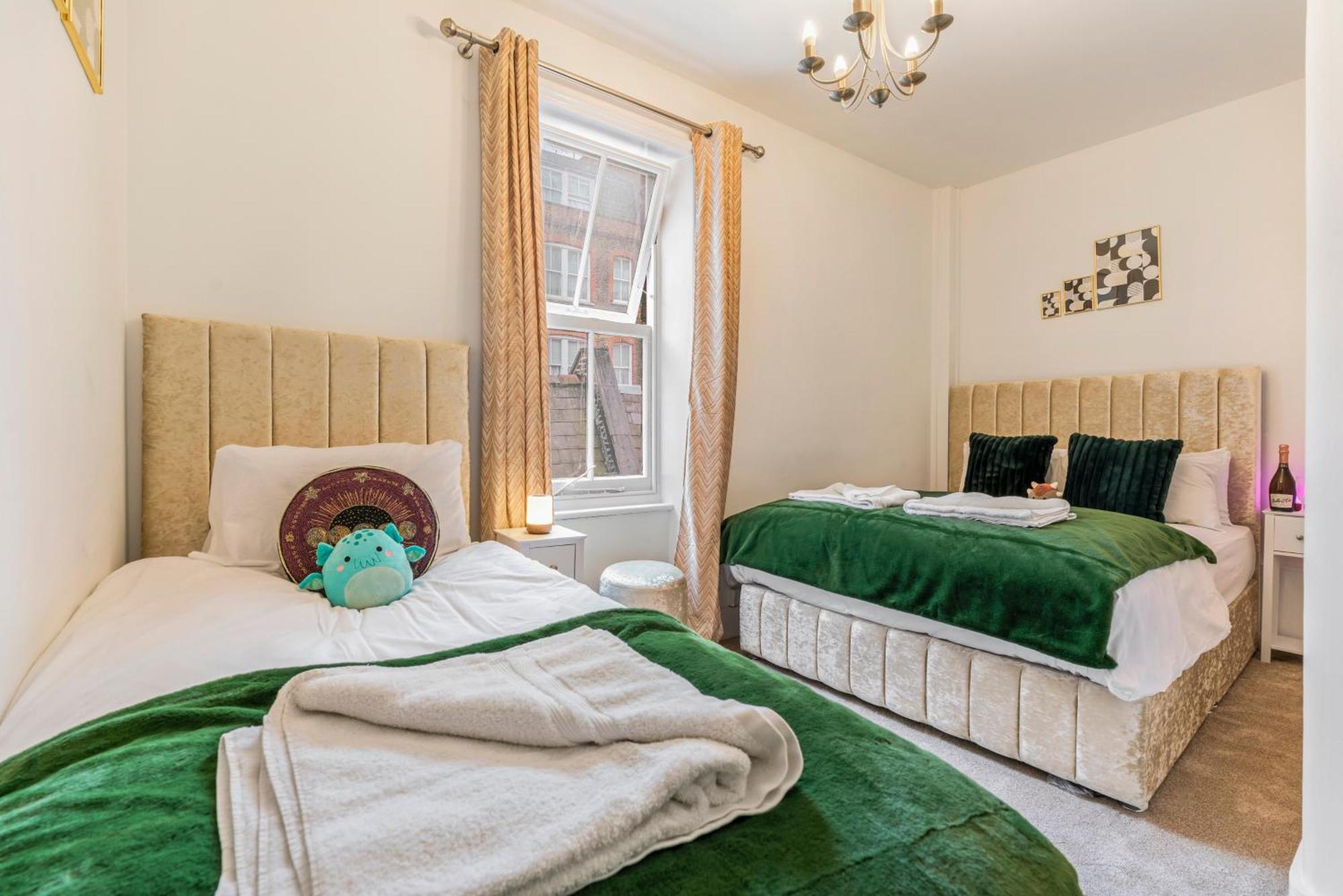 Apartment Mayfair Maisonette Chic Spacious 2-bed - 33a *