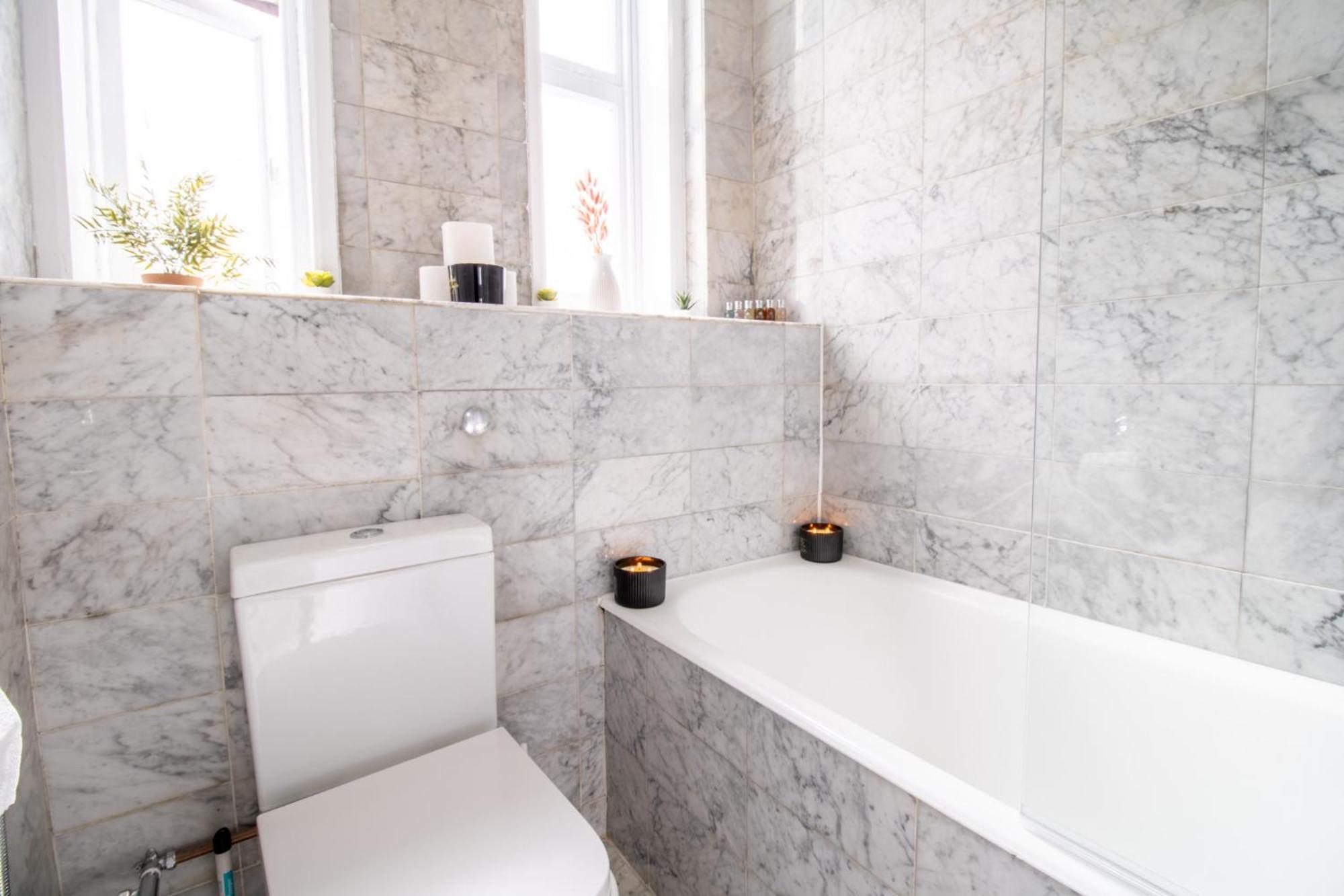 Mayfair Maisonette Chic Spacious 2-bed - 33a Apartment