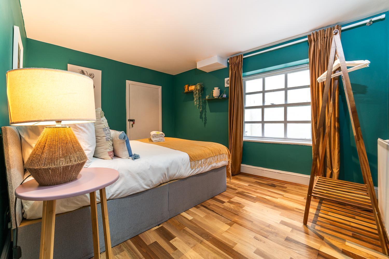 Paddington-marble Arch Duplex Apartment *