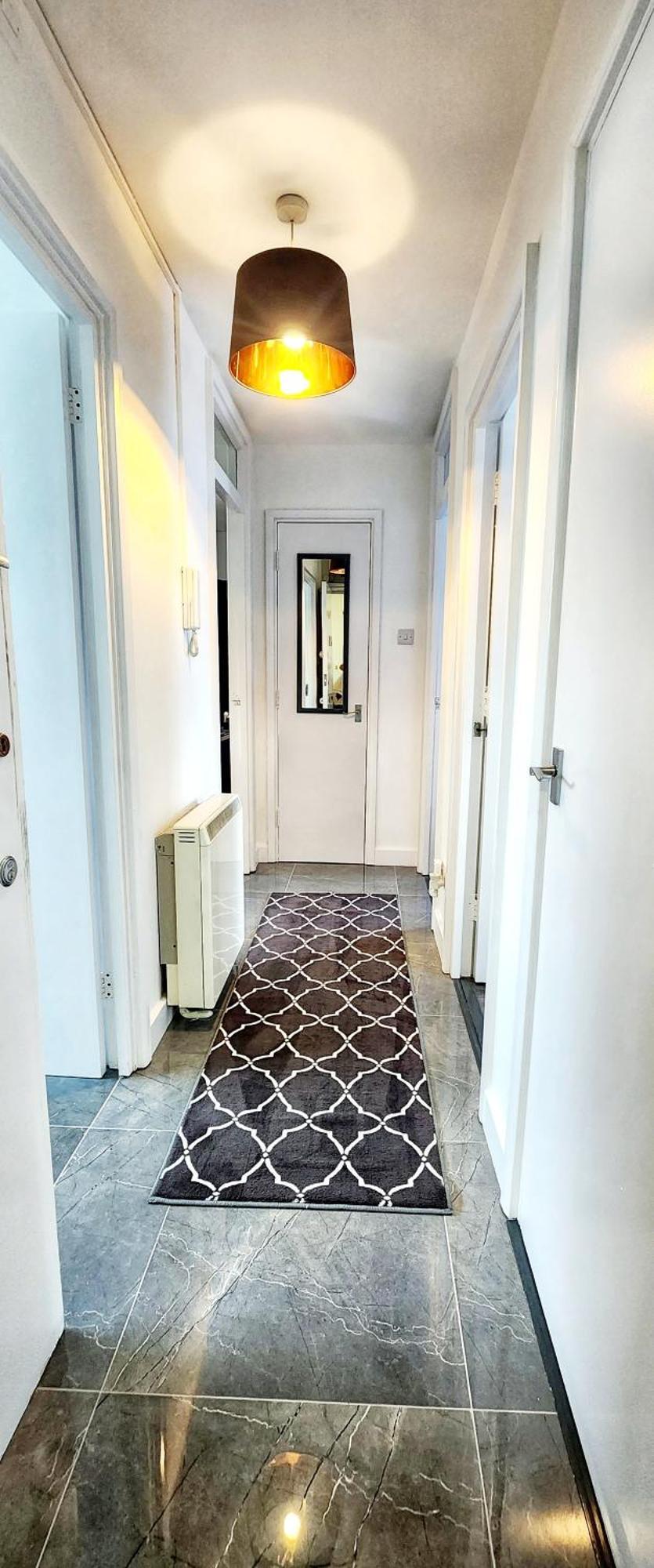 Brand New Flat - Canary Wharf Apartment