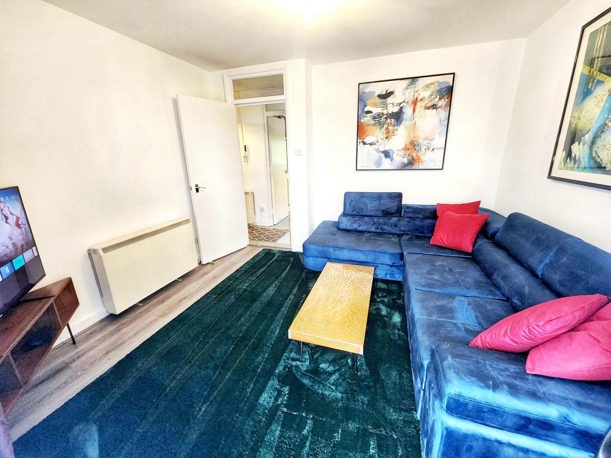 Brand New Flat - Canary Wharf *
