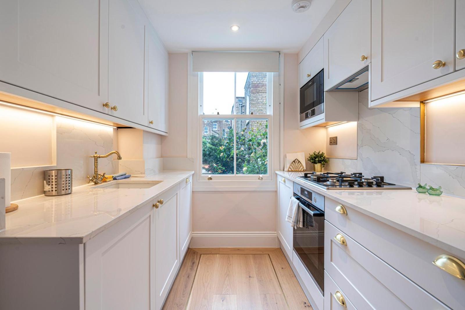 Apartment Elegant Flat Near Notting Hill By Underthedoormat London