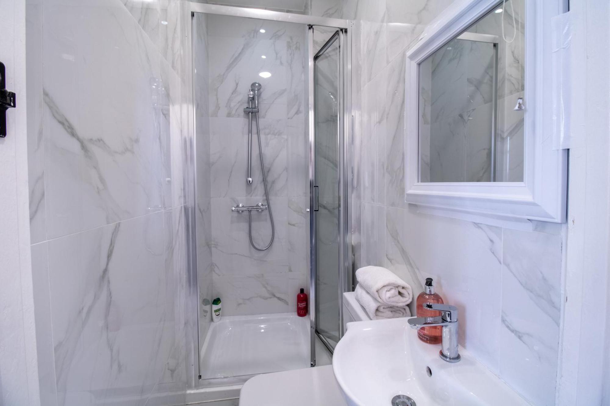 Elegant 3 Bedroom On Oxford Street Luxury Living In 2gc Apartamento