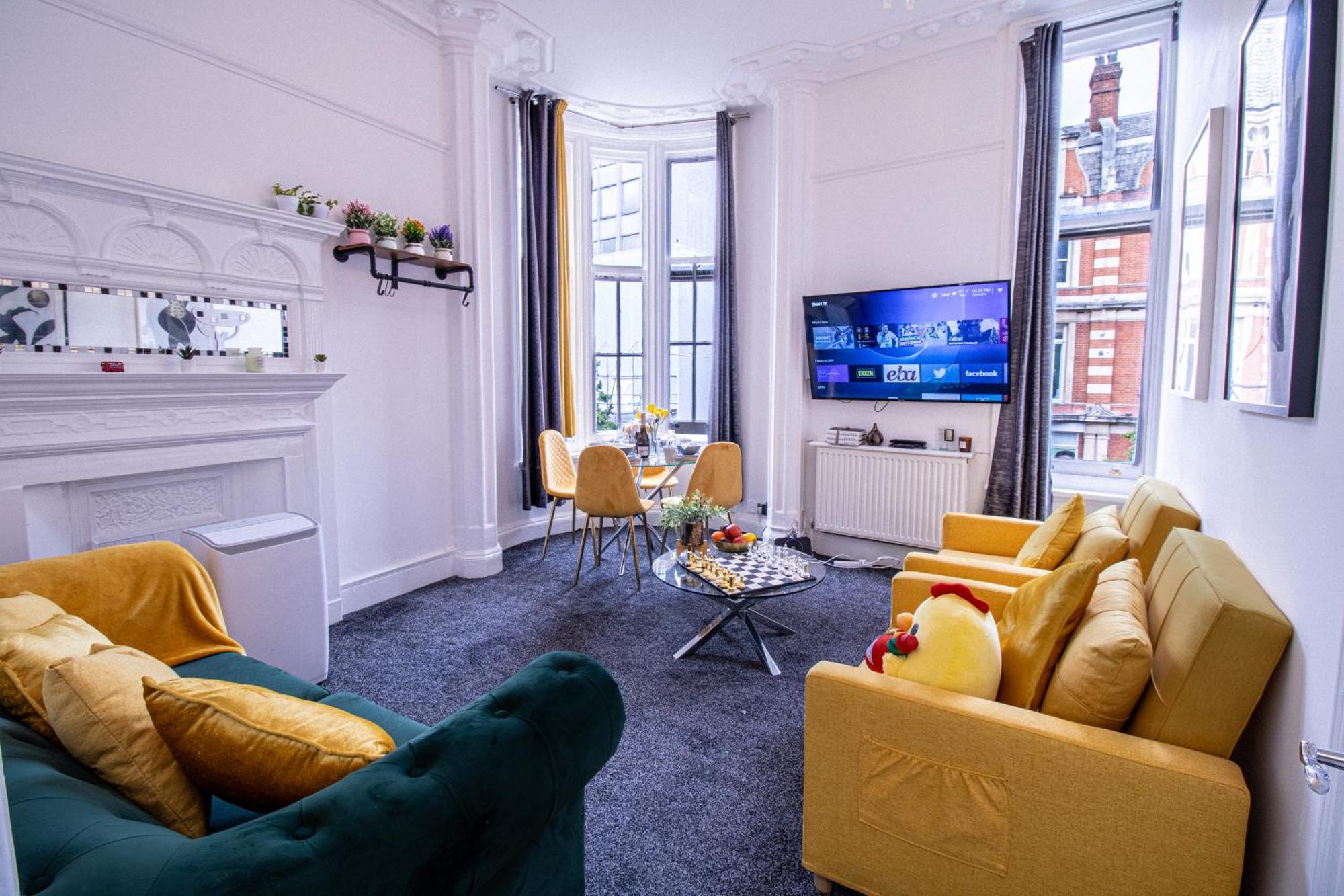 Elegant 3 Bedroom On Oxford Street Luxury Living In 2gc Apartamento *