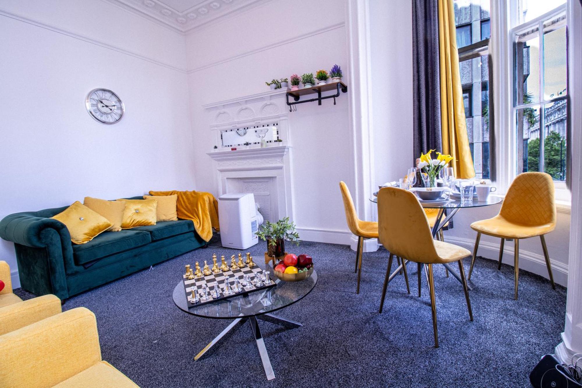 Elegant 3 Bedroom On Oxford Street Luxury Living In 2gc Londres