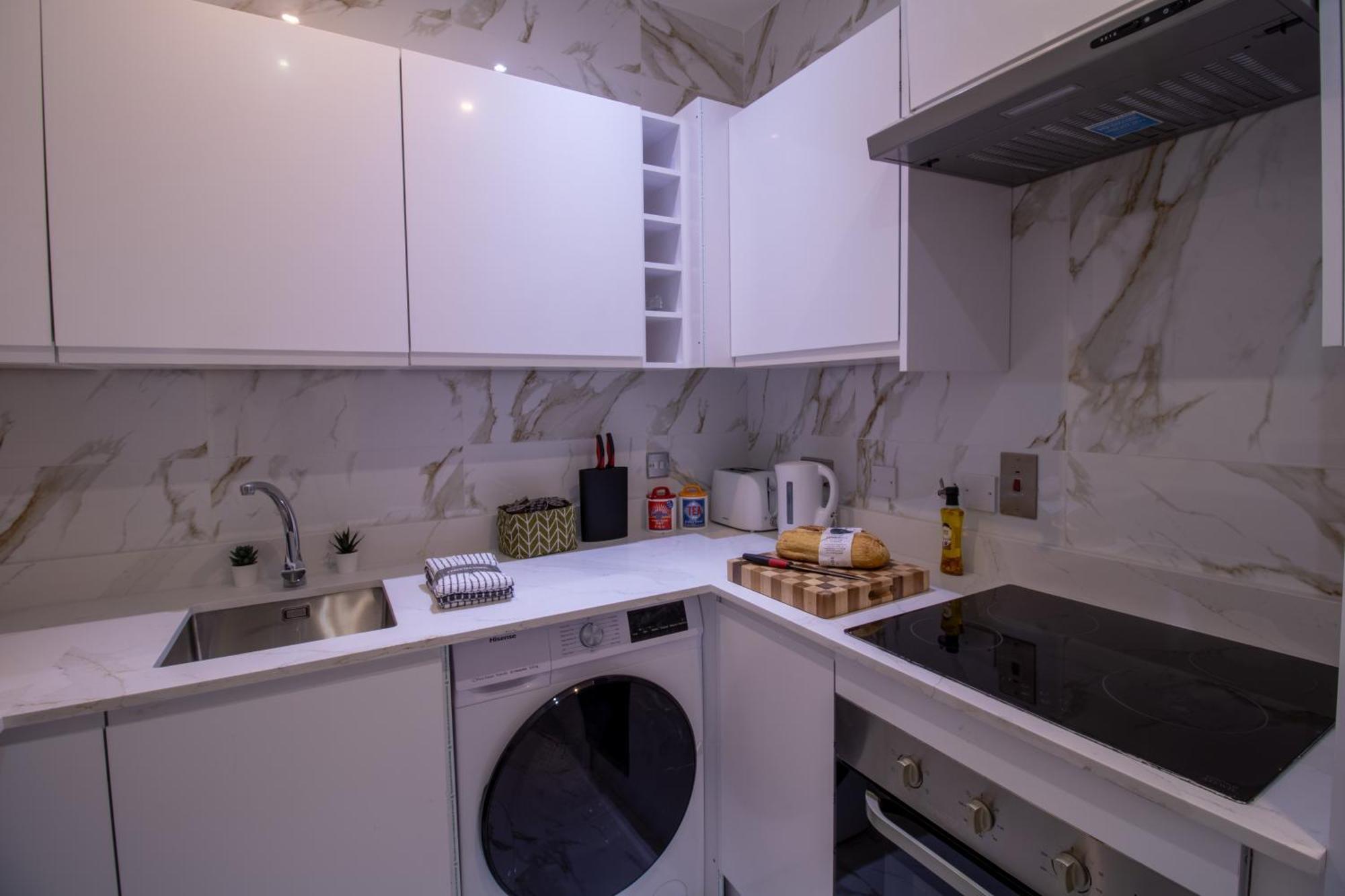 Elegant 3 Bedroom On Oxford Street Luxury Living In 2gc Apartamento