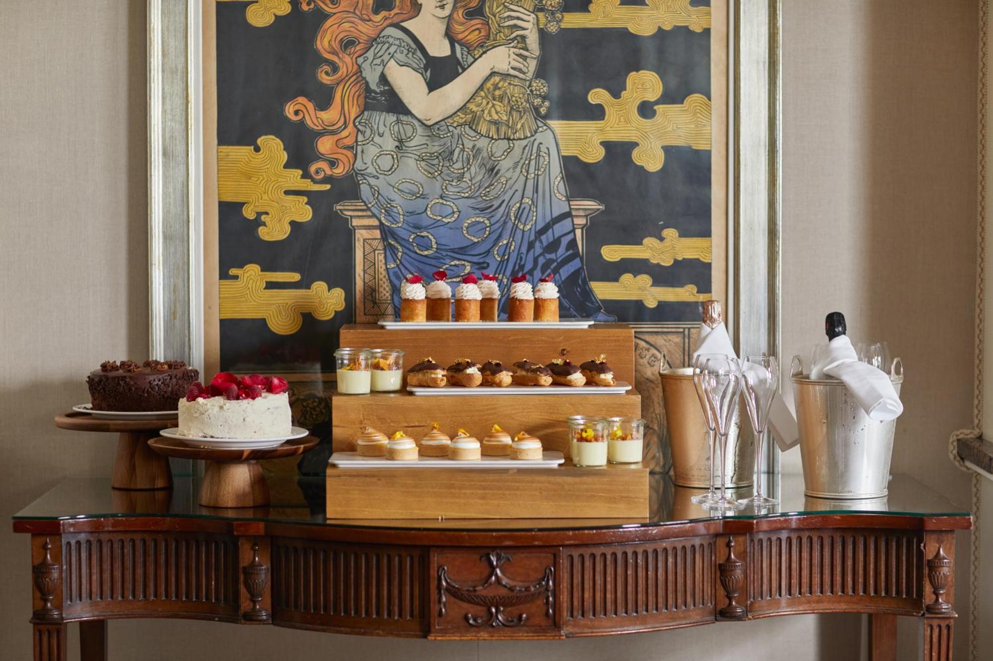 Egerton House Hotel London