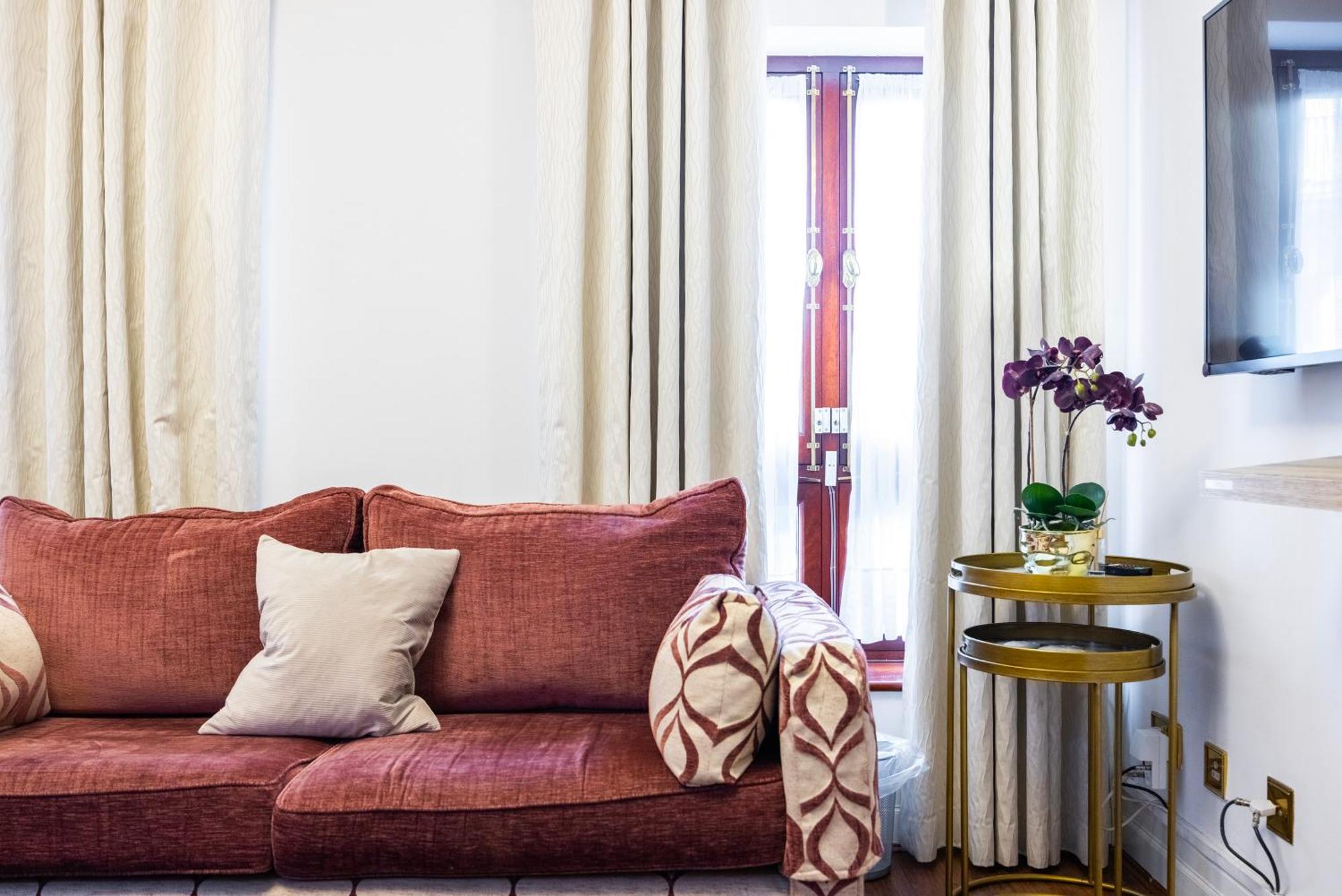 Carlton Court - Mayfair 5* Londen