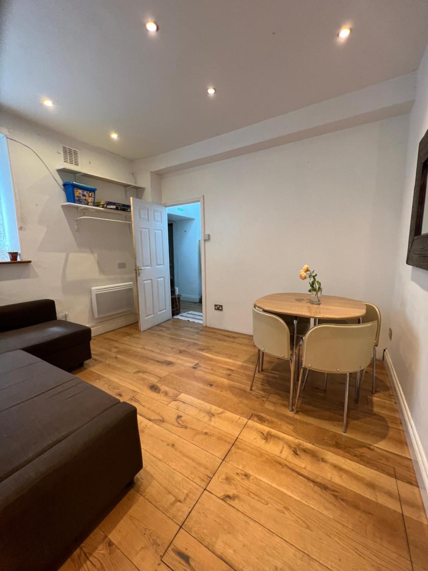 Flat Near Hyde Park Or Paddington Apartment