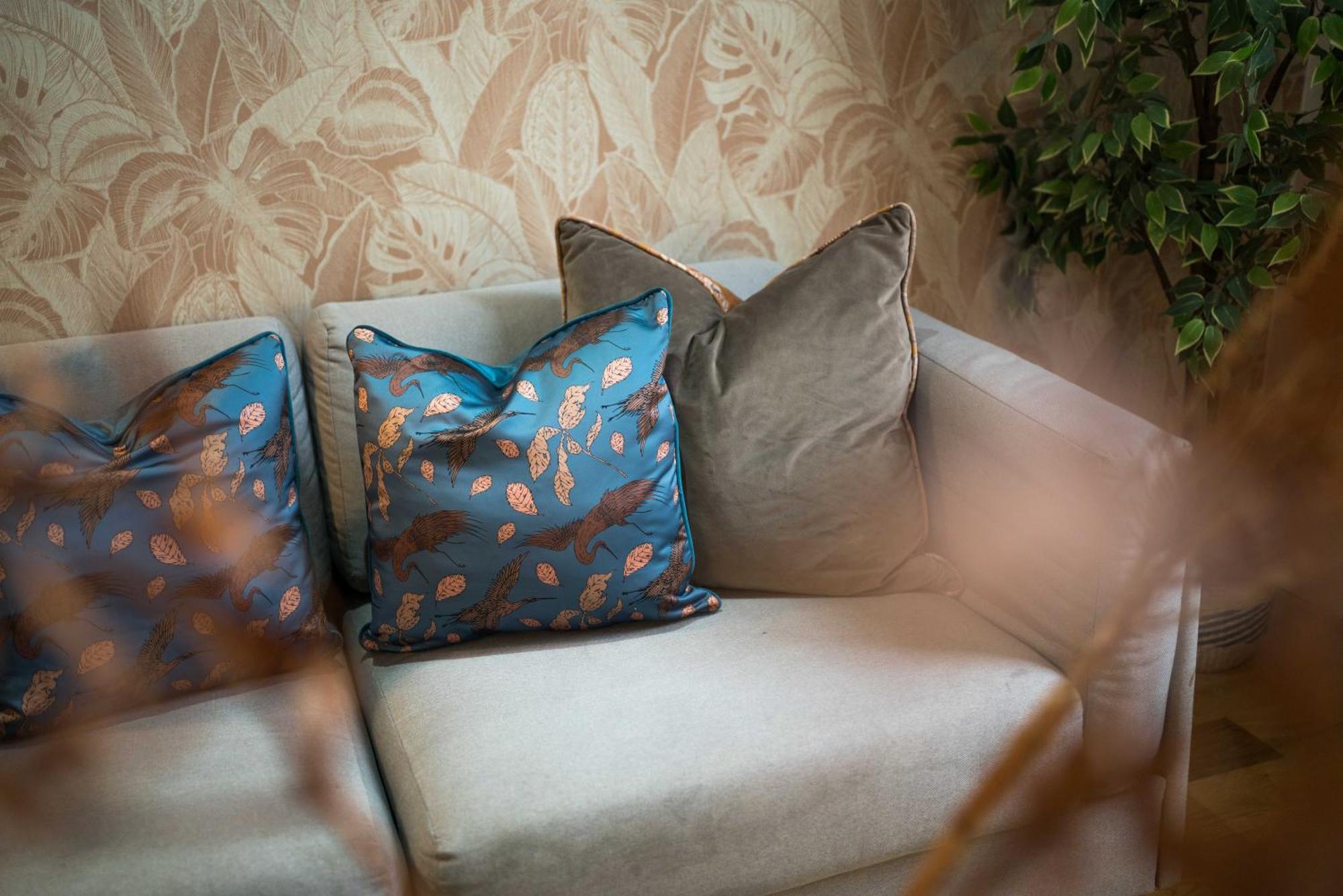 Wg1 Kensington-westfieldsmall- Central Apartment