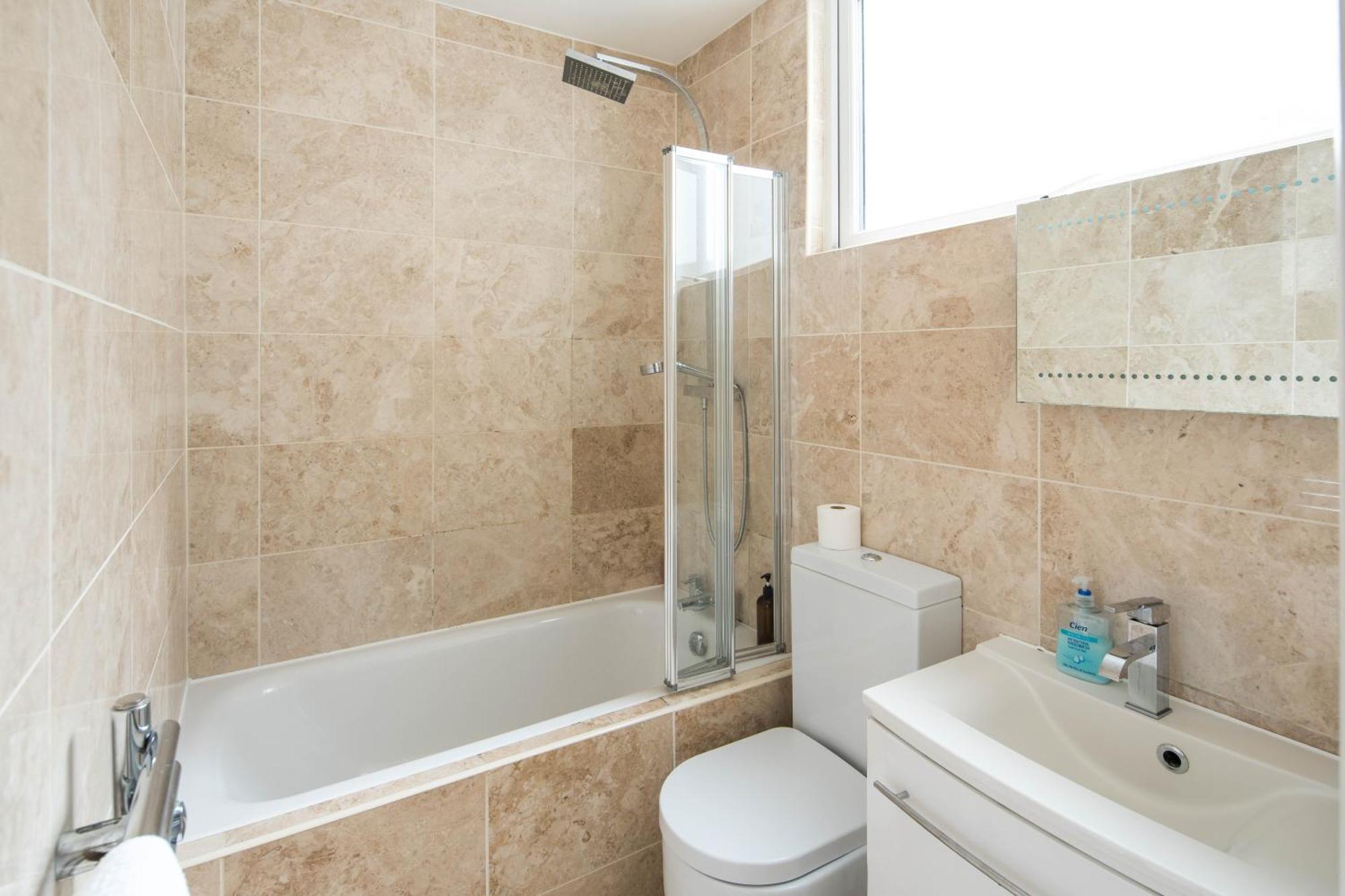Apartment Wg1 Kensington-westfieldsmall- Central *