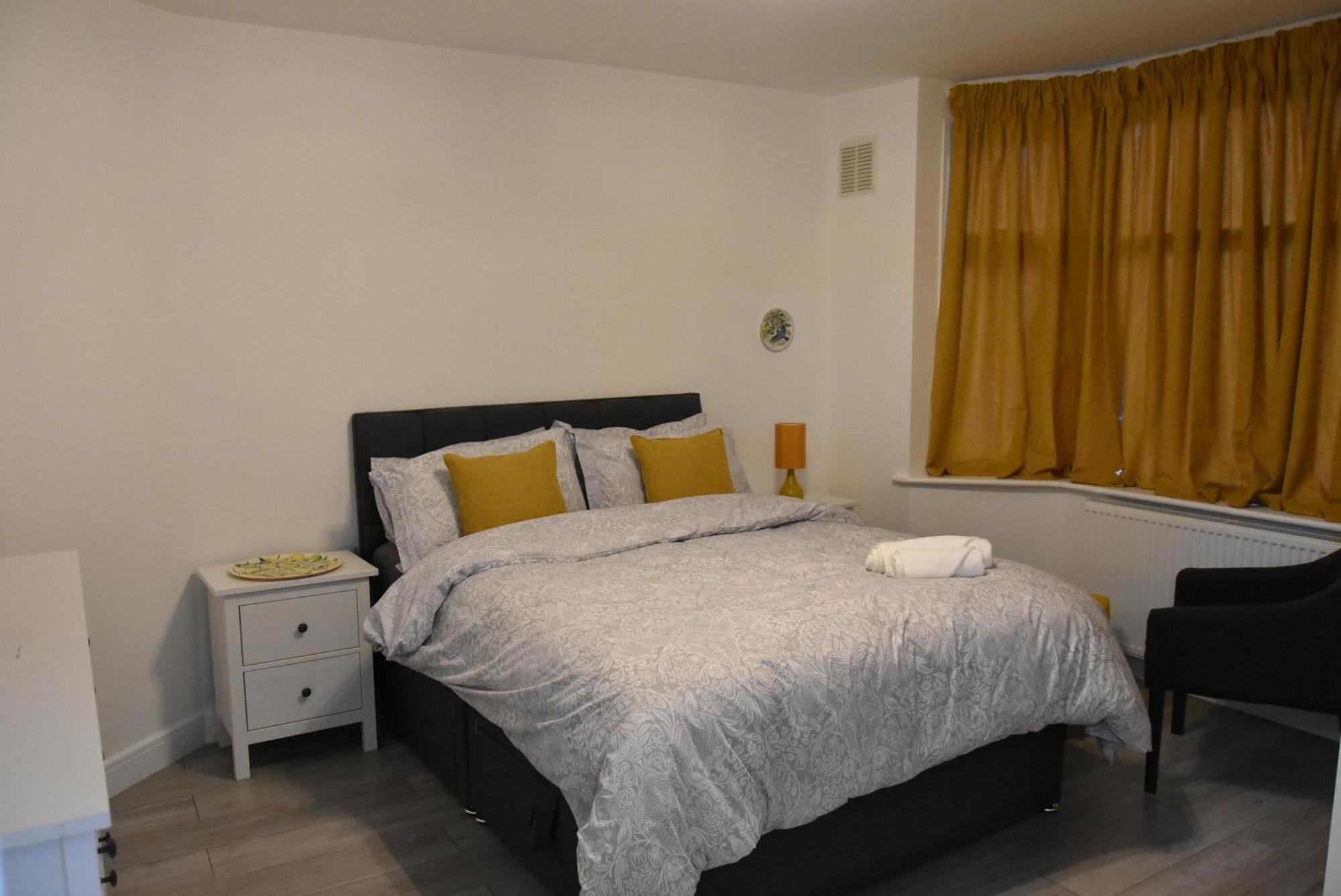 Holiday home Charming Wembley Near Wembley Stadium *