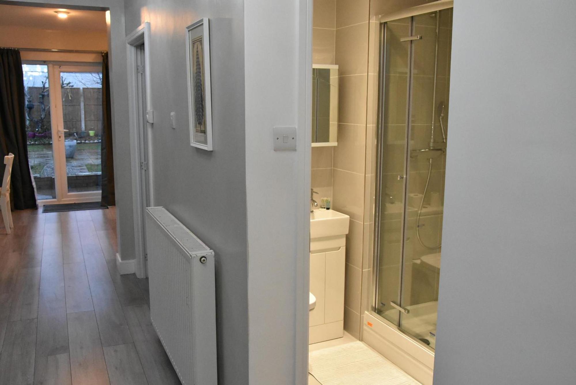 Charming Wembley Near Wembley Stadium Holiday home London