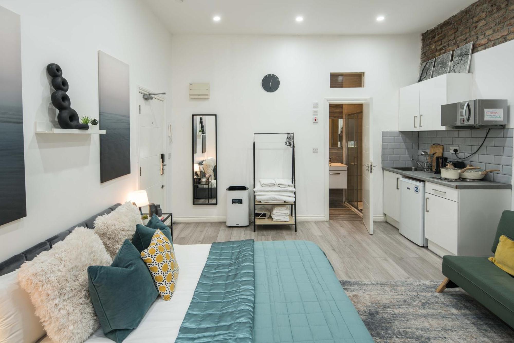 S1-4 Central - Self Equipped- 15 Minutes To Oxford Street & Marble Arch * Londen