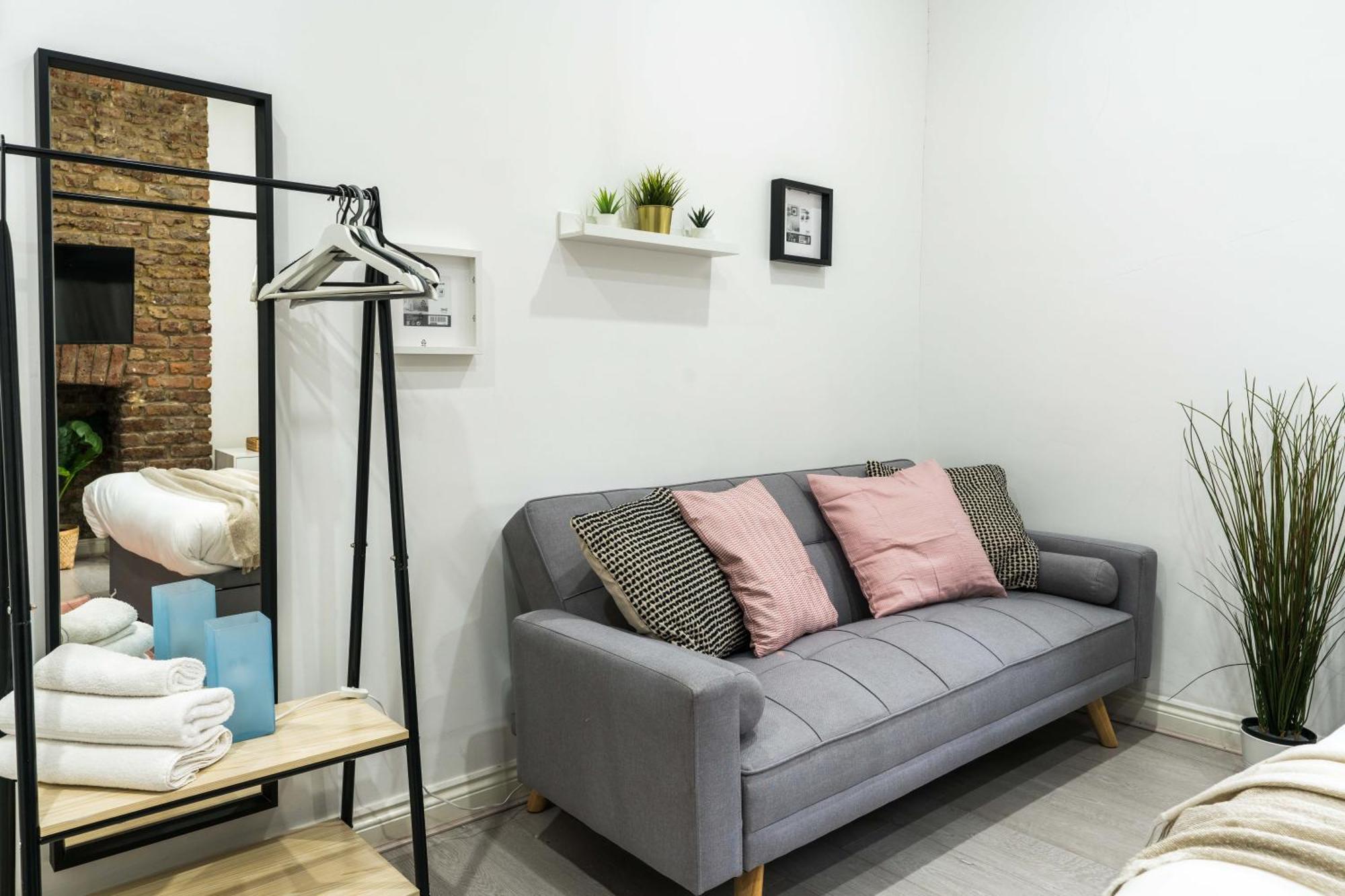 S1-4 Central - Self Equipped- 15 Minutes To Oxford Street & Marble Arch Appartement Londen