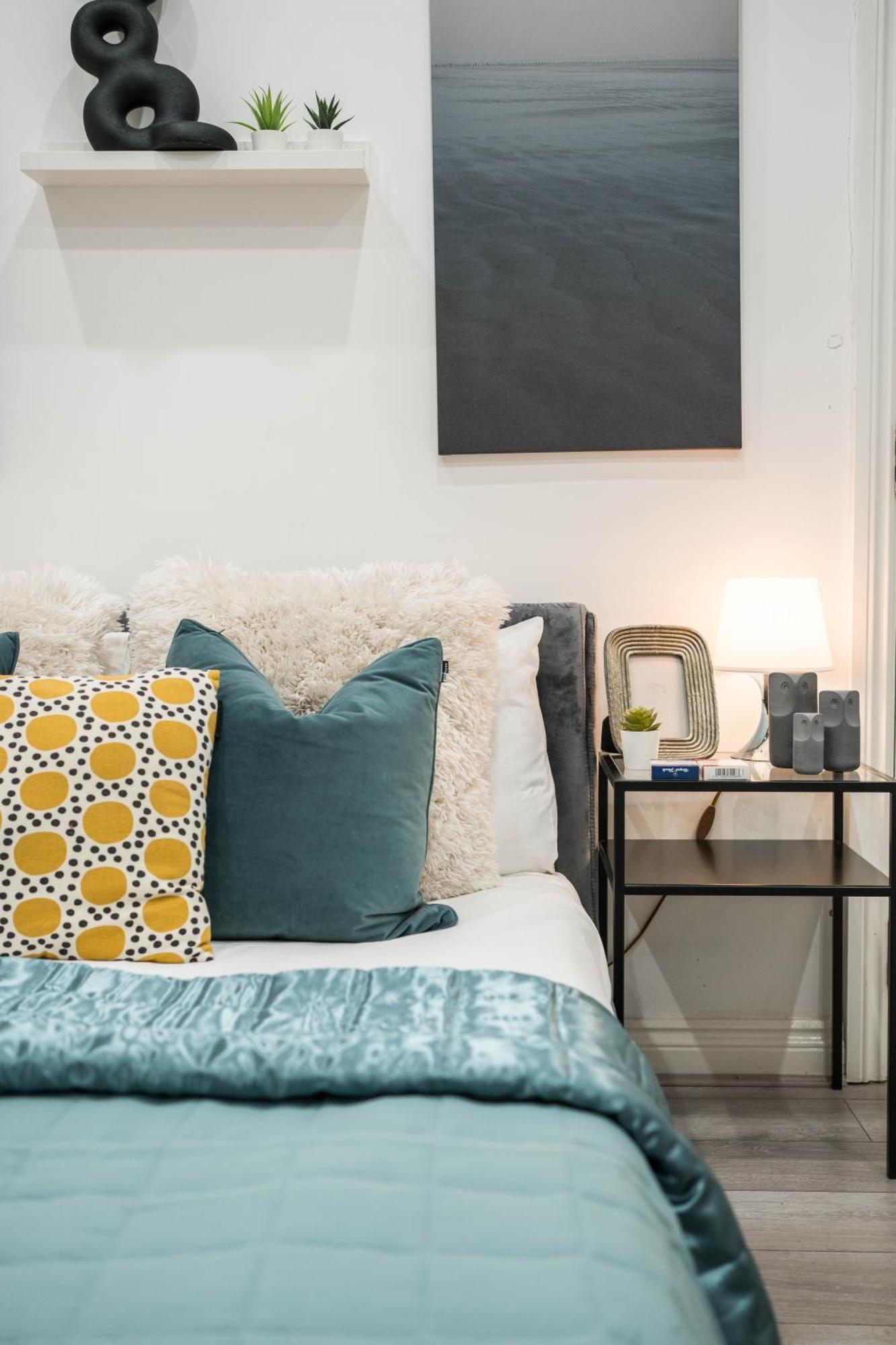 S1-4 Central - Self Equipped- 15 Minutes To Oxford Street & Marble Arch Appartement Londen