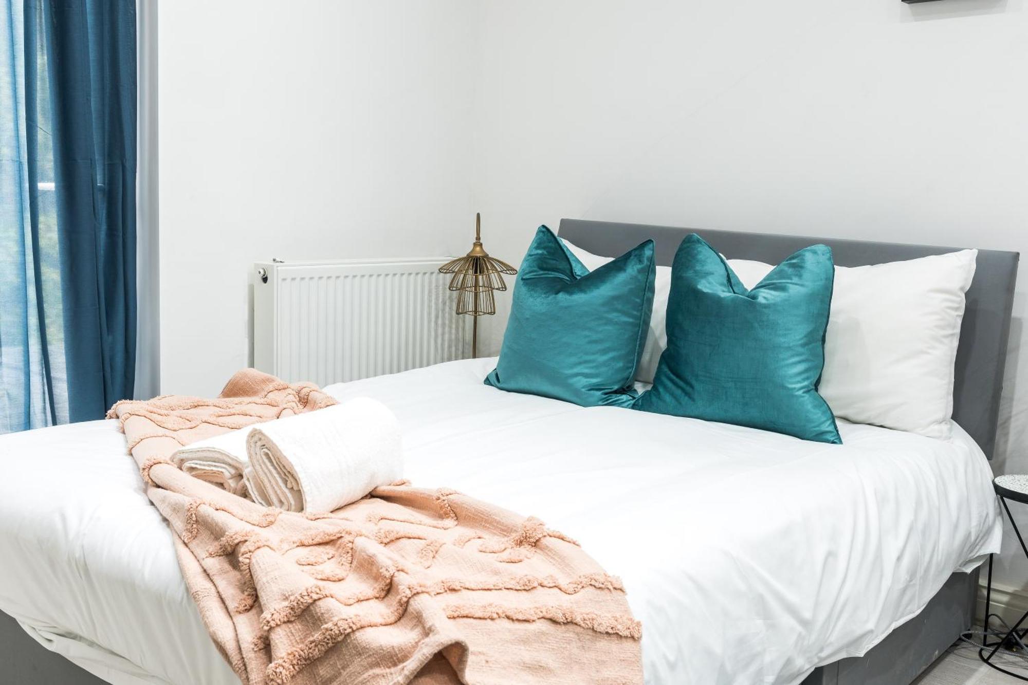 S1-4 Central - Self Equipped- 15 Minutes To Oxford Street & Marble Arch Appartement Londen