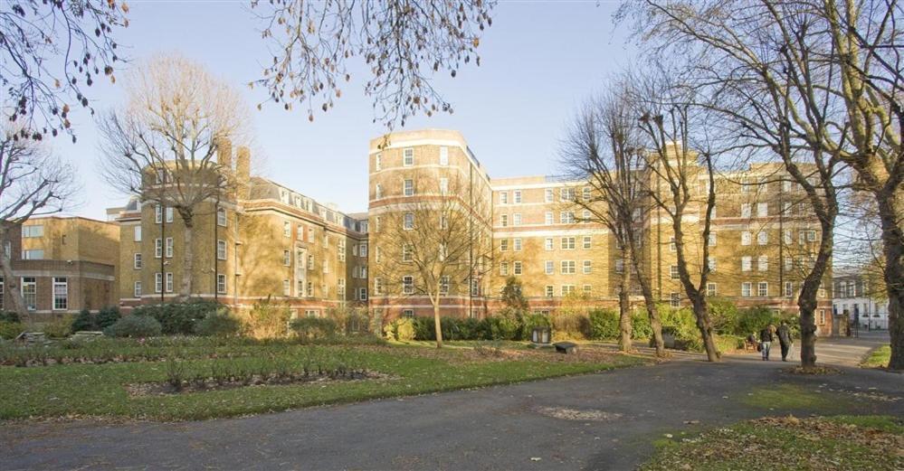 Apartment Langton Close House, *