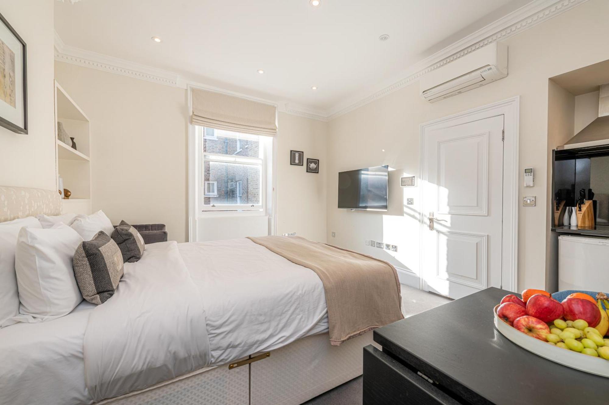 20 Hertford Street - Mayfair 4*