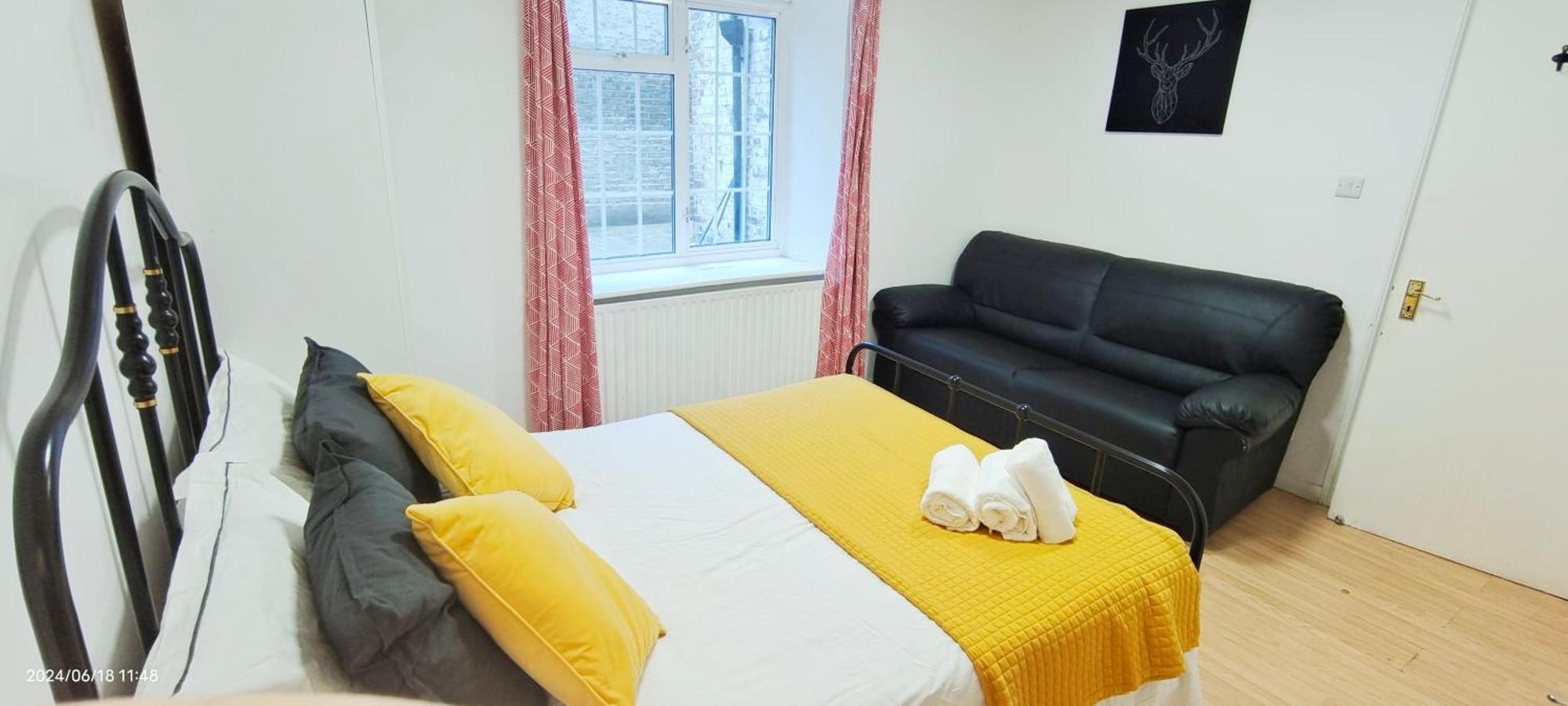 Lavender At Netherwood Road Apartment