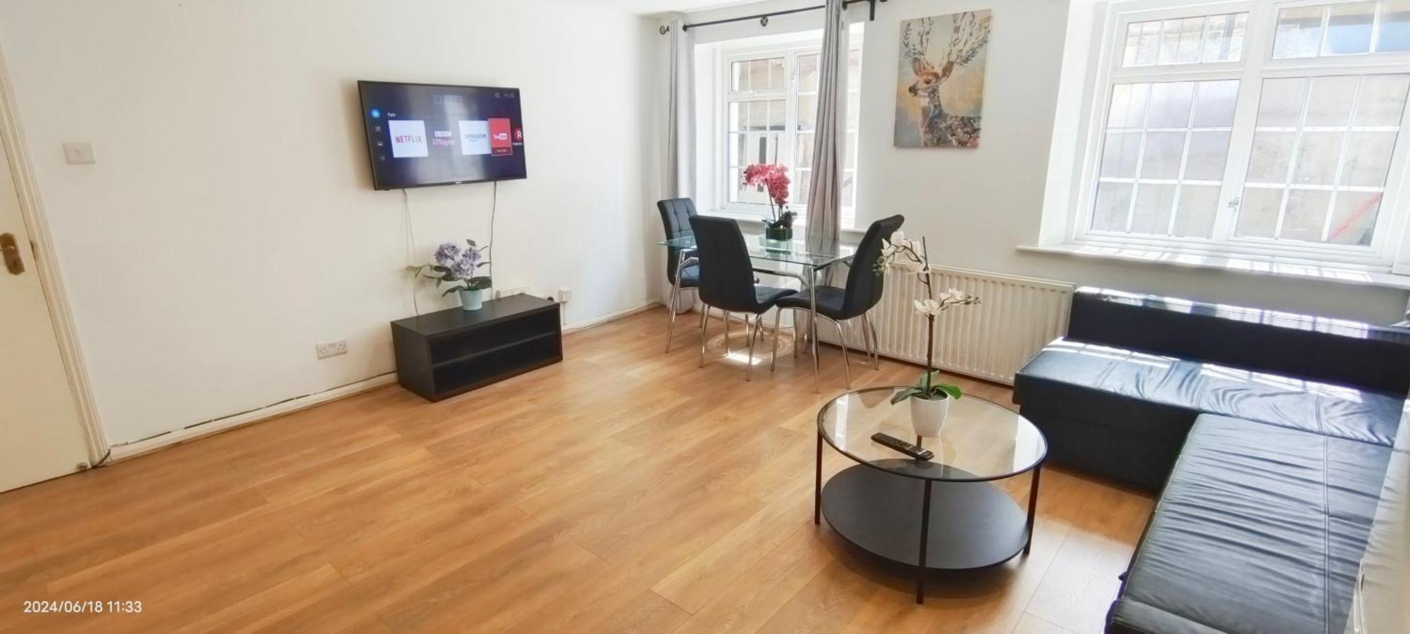 Lavender At Netherwood Road Apartment *