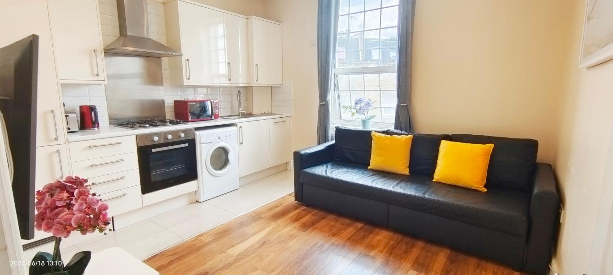 Rose 4 At Hammersmith Apartment