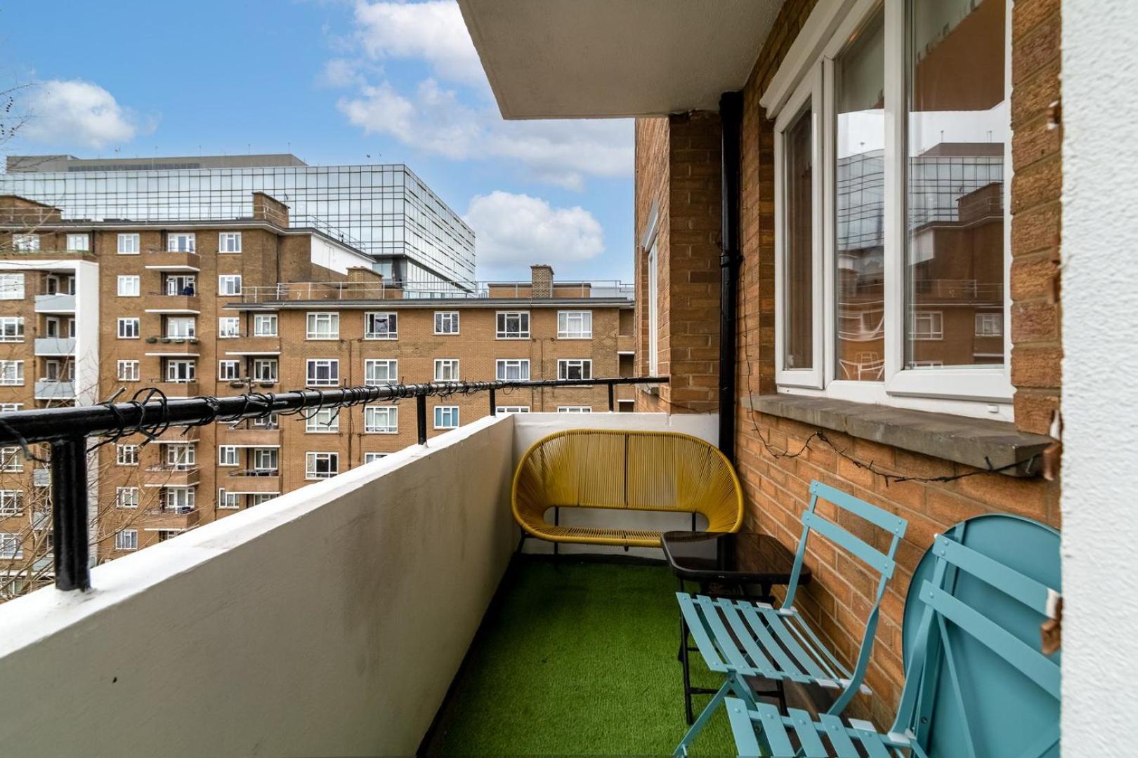 Apartment Guestready - Vibrant Near Eye *